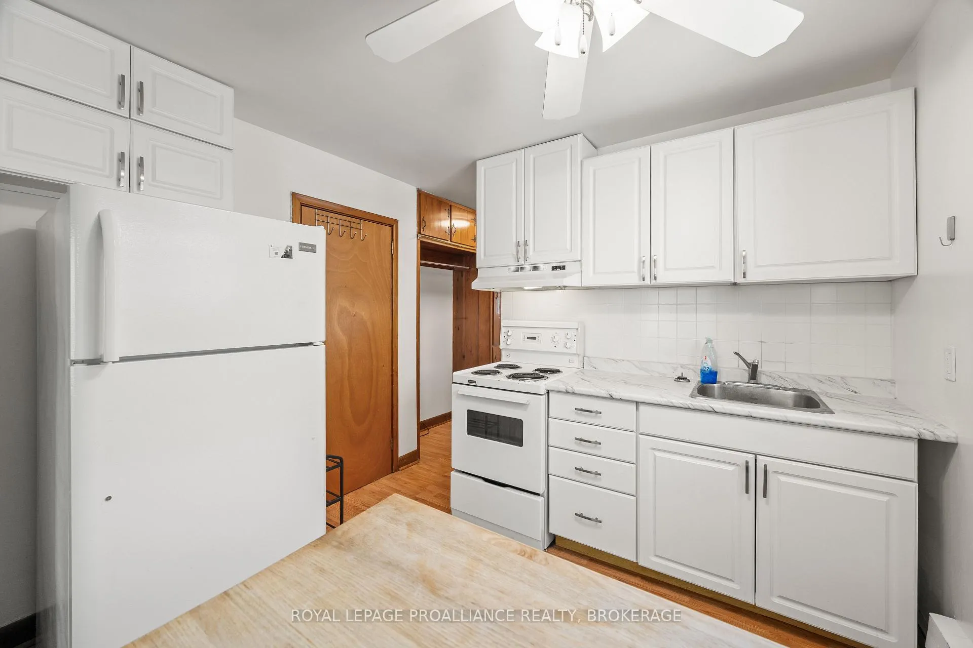 Photo 33 of 176 Nelson Street, Kingston, Central City East — HOMEH
