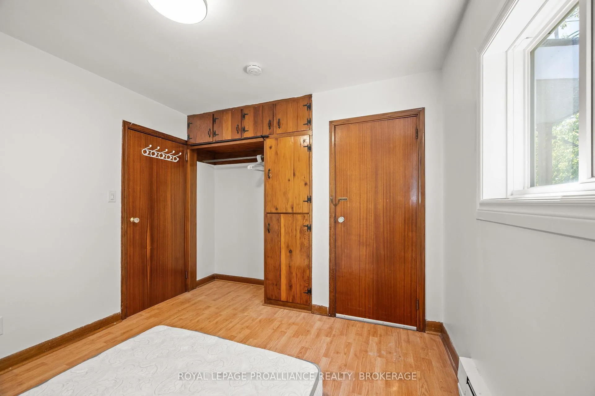Photo 37 of 176 Nelson Street, Kingston, Central City East — HOMEH