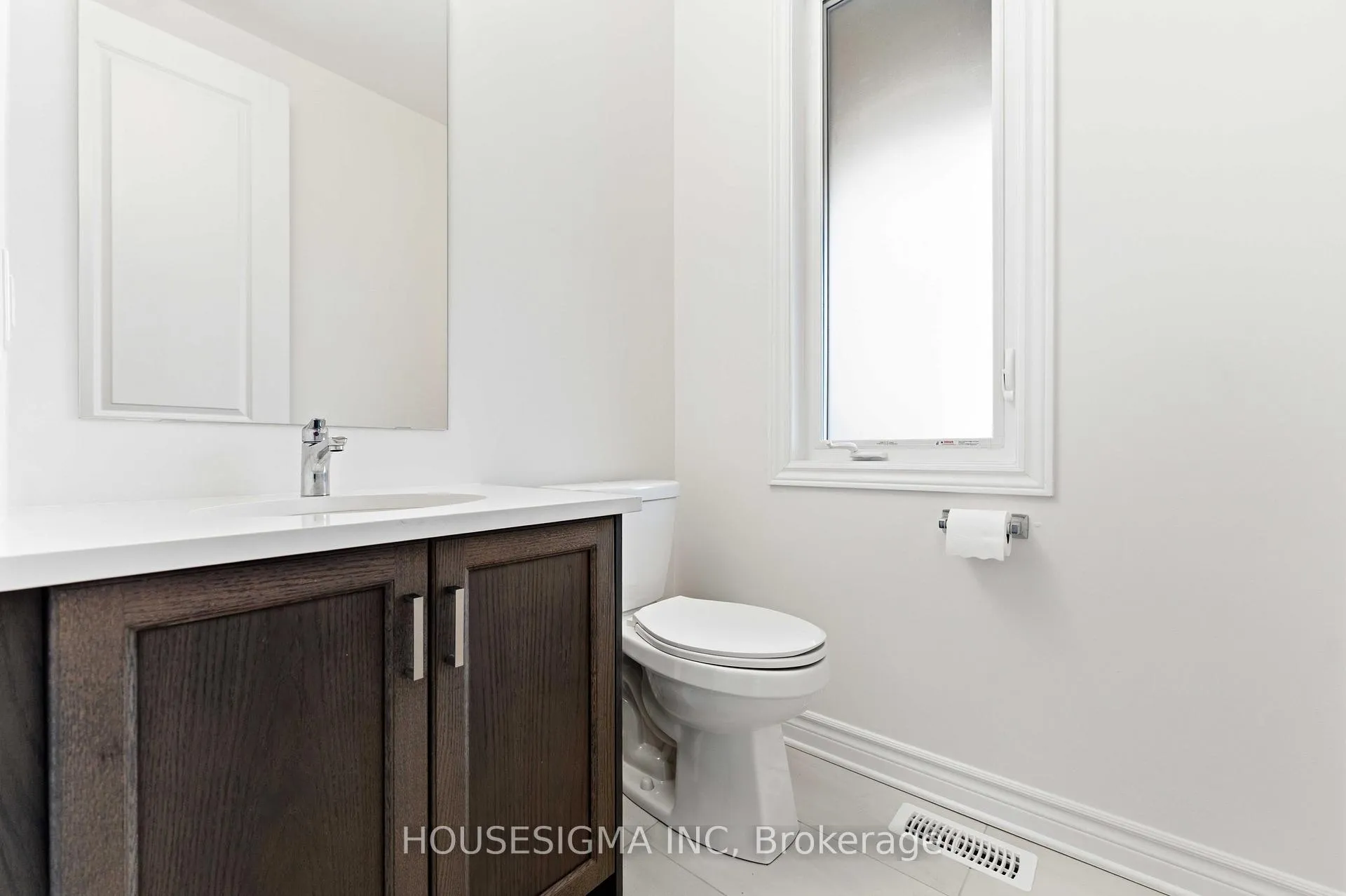 Photo 5 of 126 Lumen Place, Ottawa, Chapel Hill South - Orleans Village — HOMEH