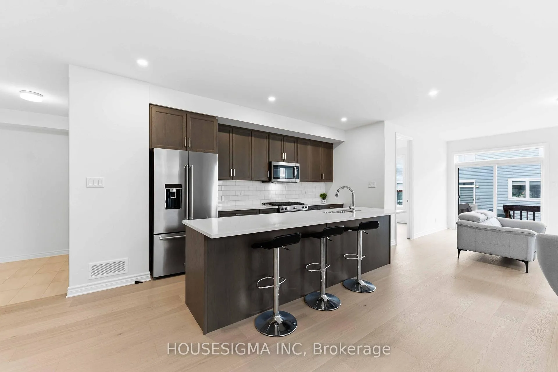 Photo 9 of 126 Lumen Place, Ottawa, Chapel Hill South - Orleans Village — HOMEH