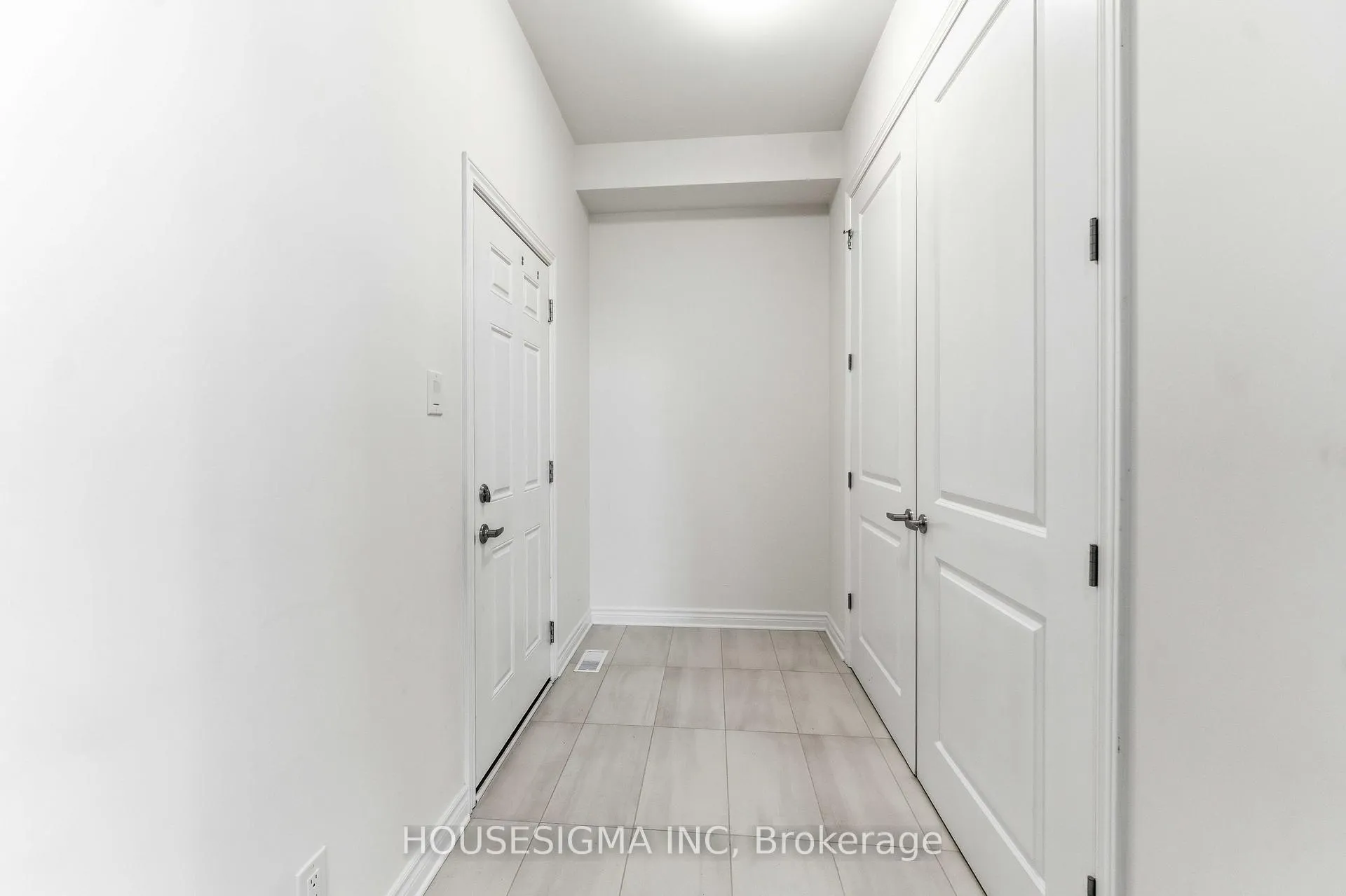 Photo 15 of 126 Lumen Place, Ottawa, Chapel Hill South - Orleans Village — HOMEH