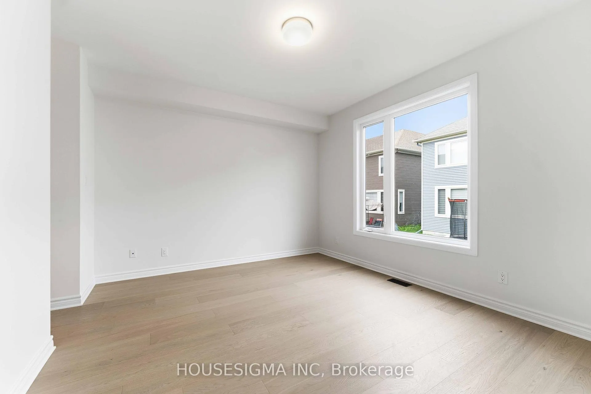 Photo 16 of 126 Lumen Place, Ottawa, Chapel Hill South - Orleans Village — HOMEH