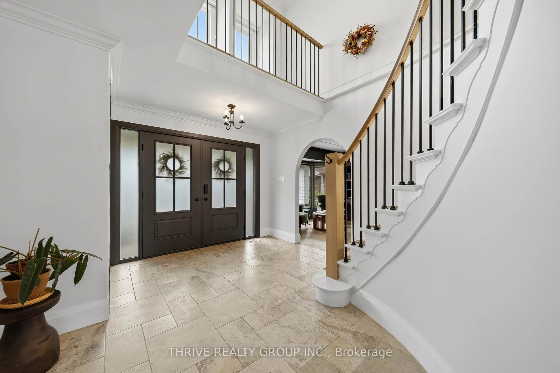 Photo 3 of 137 Sherwood Place, Thames Centre, Dorchester — HOMEH