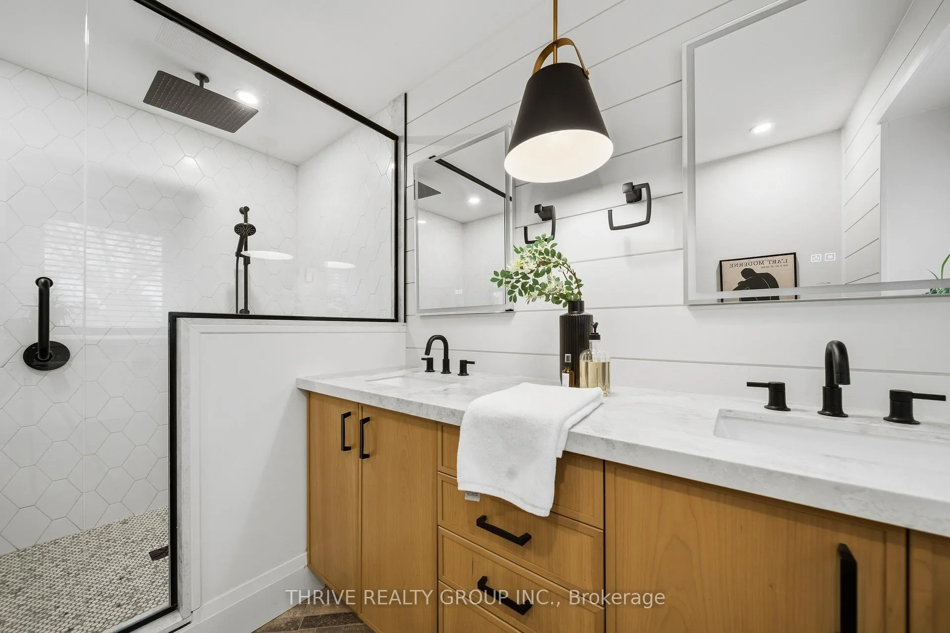 Photo 25 of 137 Sherwood Place, Thames Centre, Dorchester — HOMEH