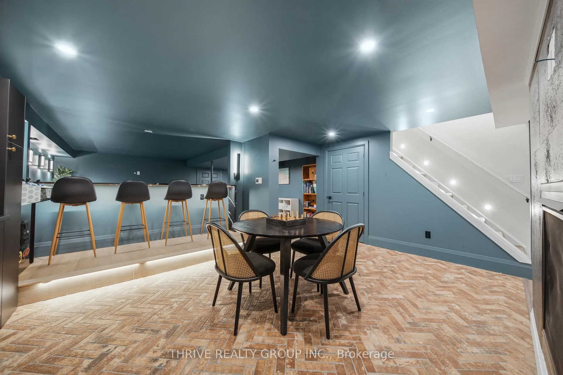 Photo 37 of 137 Sherwood Place, Thames Centre, Dorchester — HOMEH