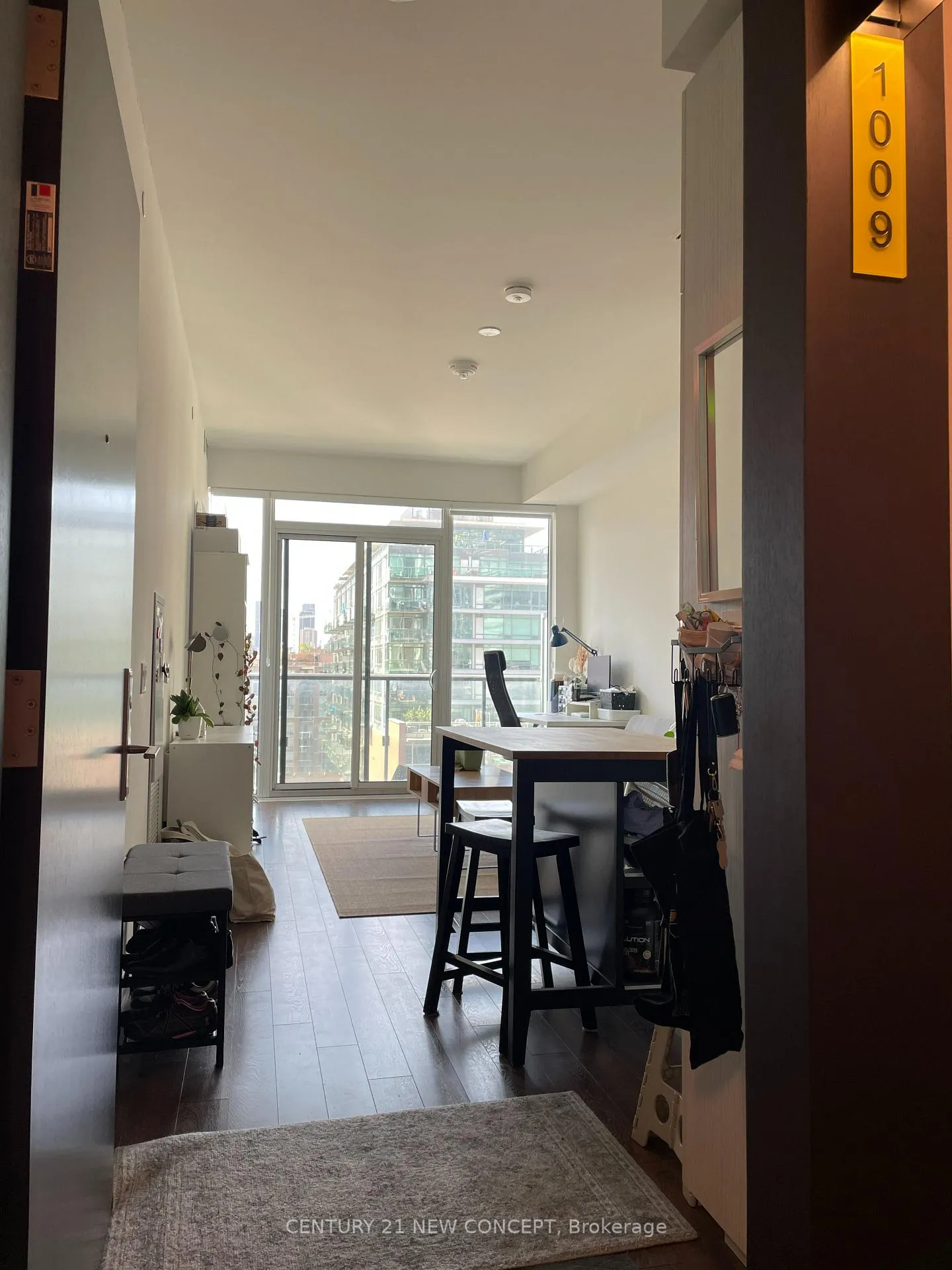 Photo 3 of Unit 1009, 158 Front Street E, Toronto, Moss Park — HOMEH