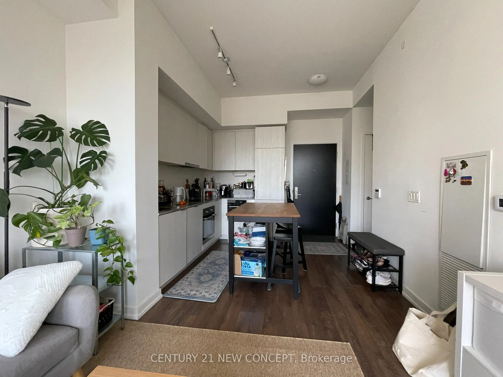 Photo 6 of Unit 1009, 158 Front Street E, Toronto, Moss Park — HOMEH