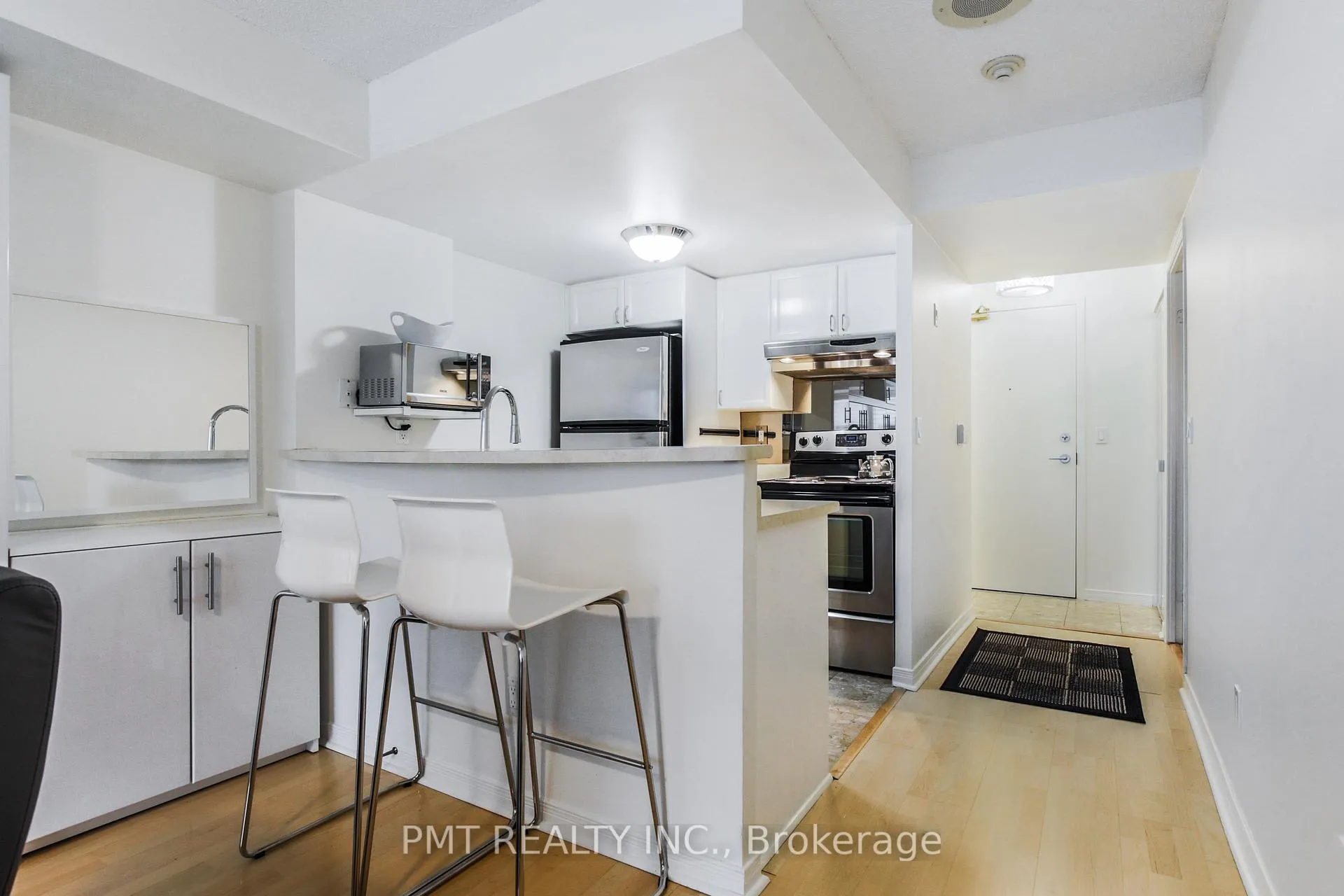 Photo 3 of Unit 340, 109 Front Street E, Toronto, Moss Park — HOMEH