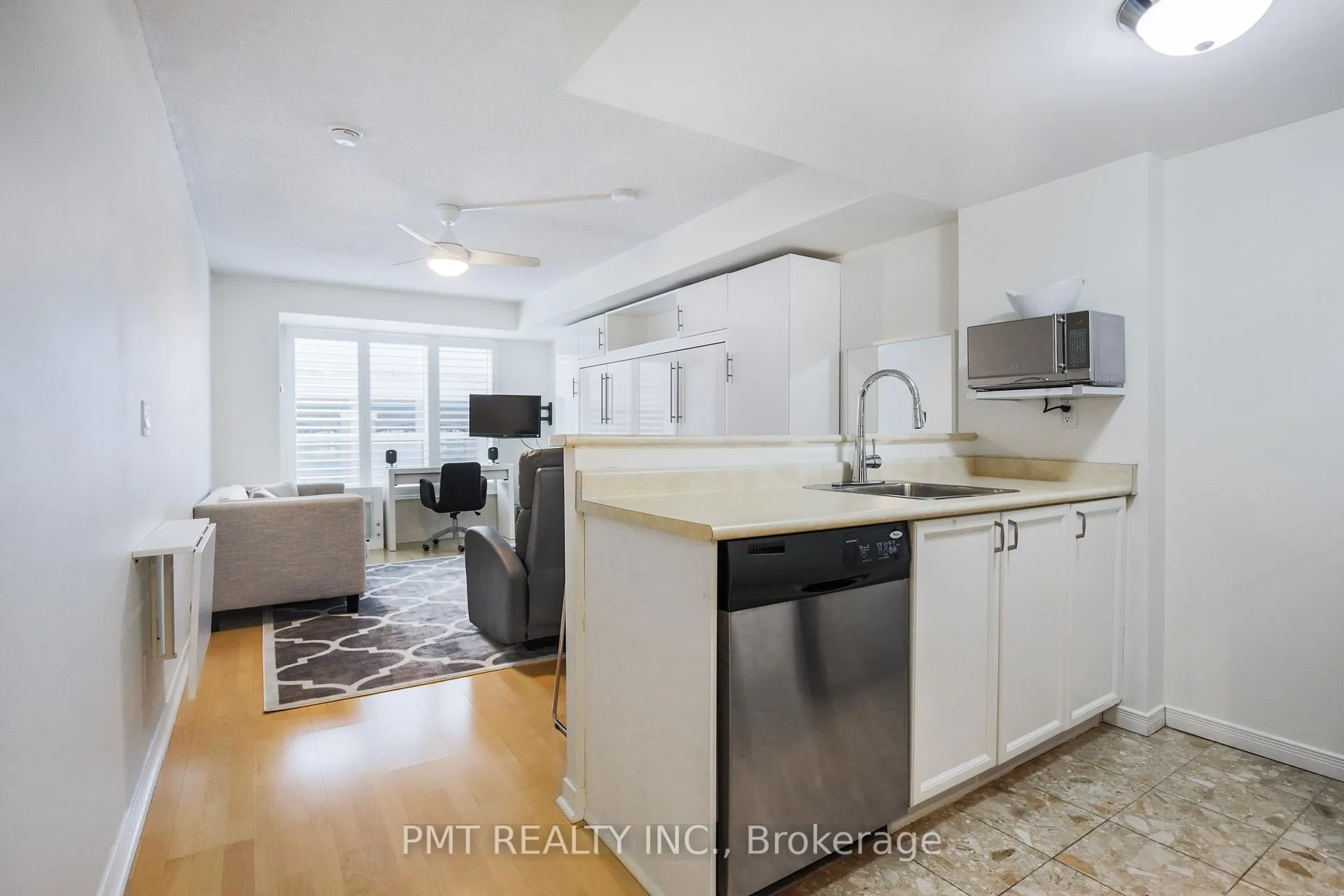 Photo 5 of Unit 340, 109 Front Street E, Toronto, Moss Park — HOMEH