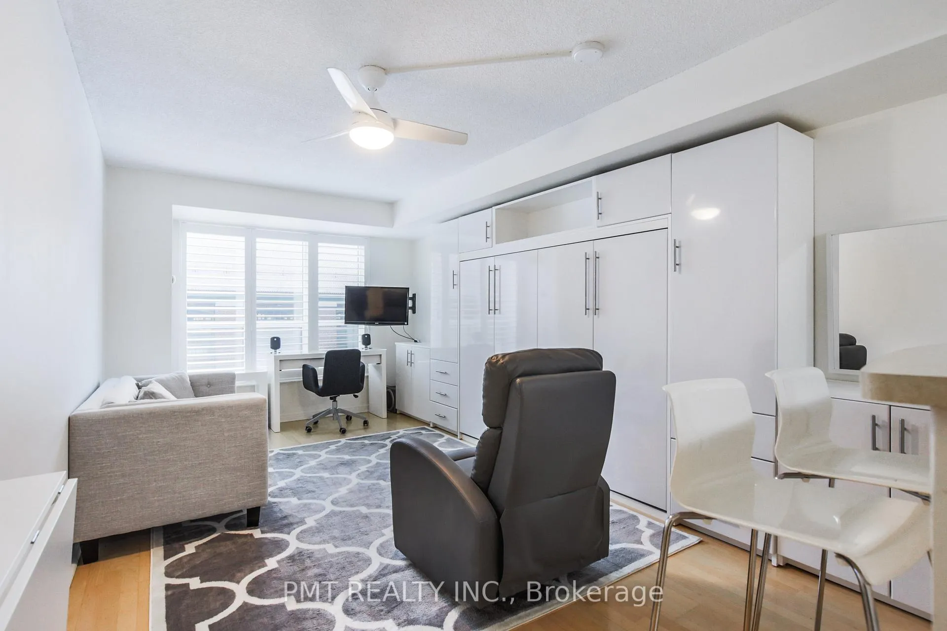 Photo 7 of Unit 340, 109 Front Street E, Toronto, Moss Park — HOMEH