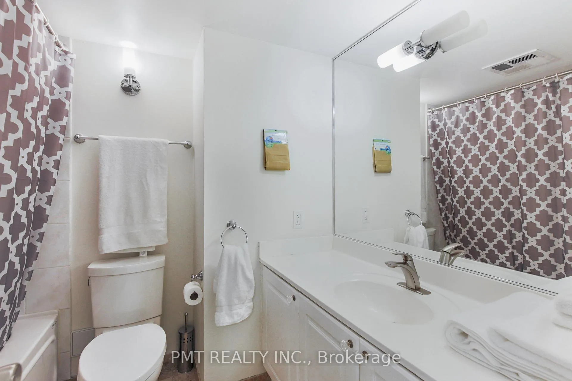 Photo 13 of Unit 340, 109 Front Street E, Toronto, Moss Park — HOMEH