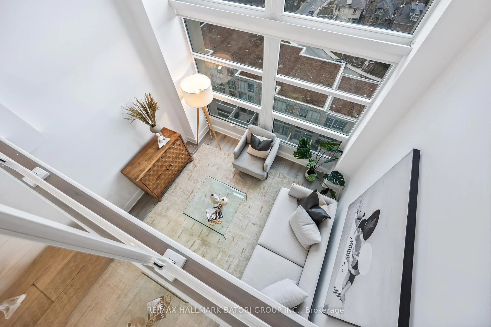 Photo 17 of Unit 919, 111 St Clair Avenue W, Toronto, Yonge-St. Clair — HOMEH