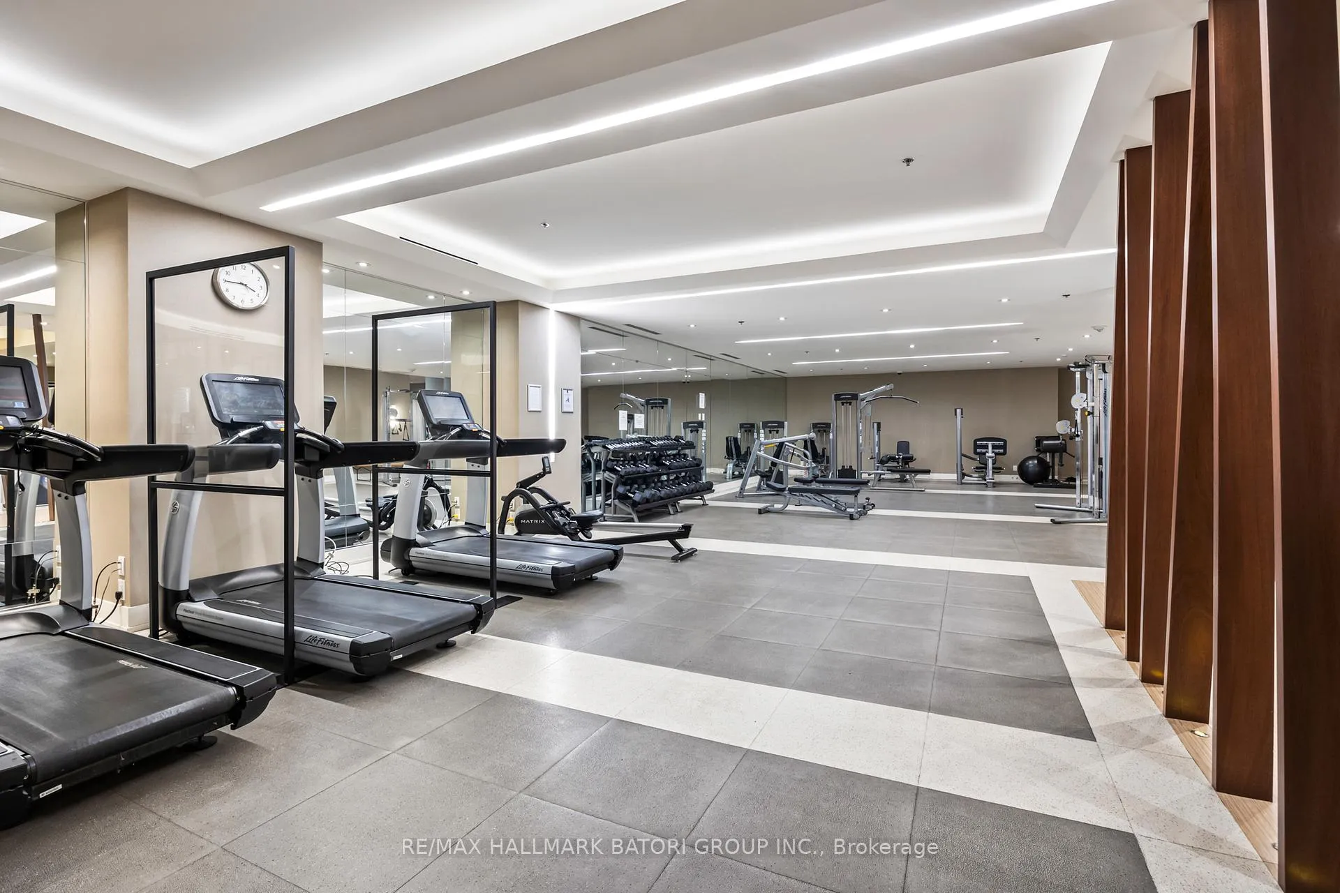 Photo 20 of Unit 919, 111 St Clair Avenue W, Toronto, Yonge-St. Clair — HOMEH