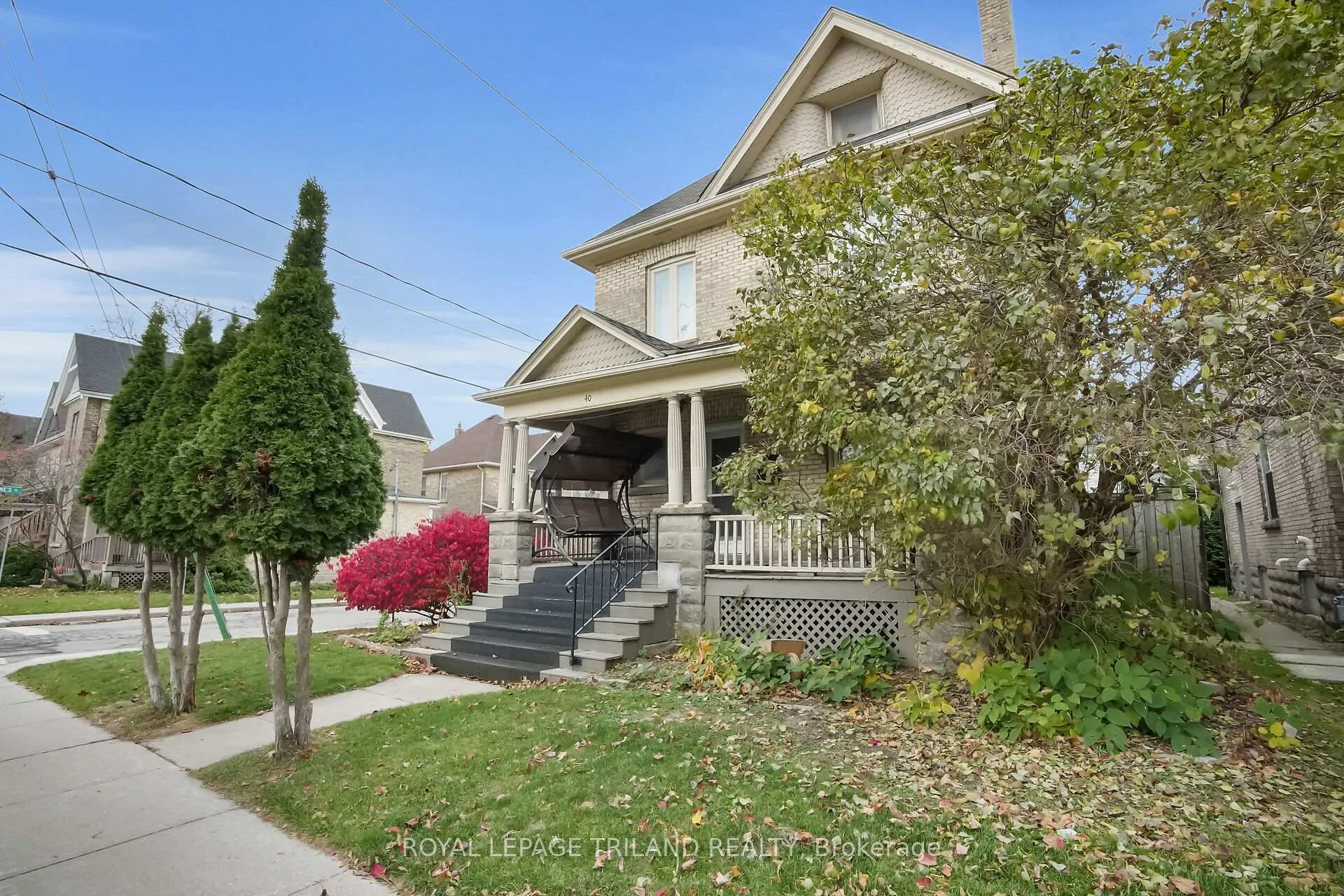 Photo 2 of 40 Metcalfe Street, St. Thomas — HOMEH