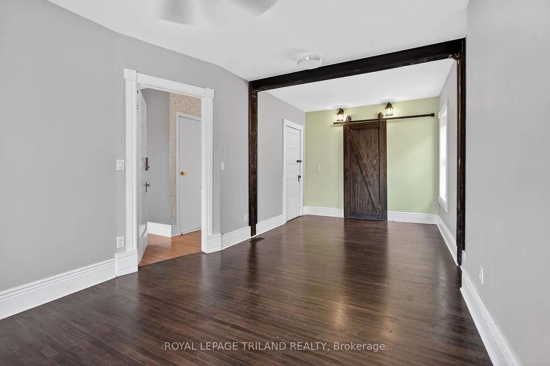 Photo 18 of 40 Metcalfe Street, St. Thomas — HOMEH