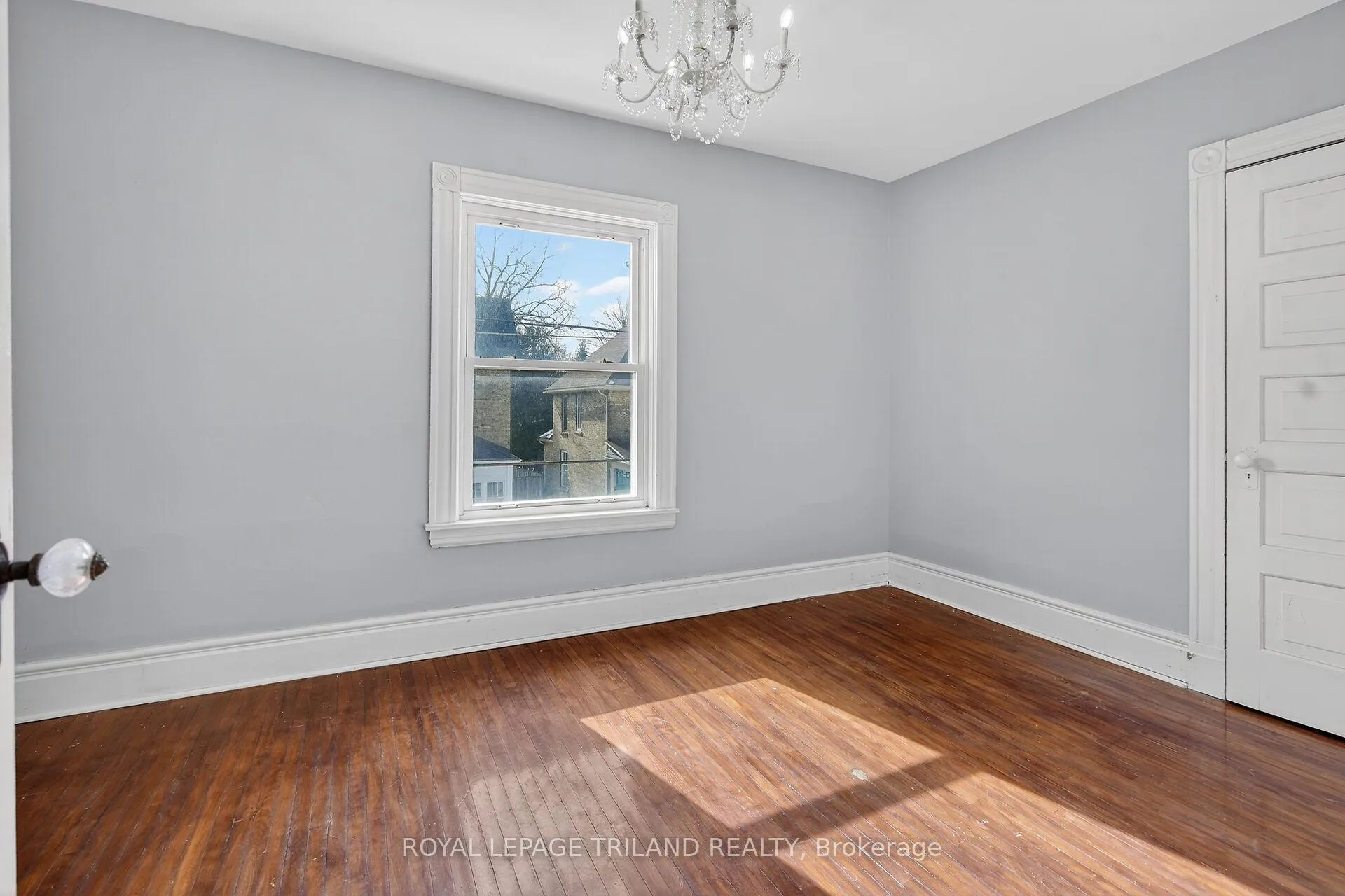 Photo 20 of 40 Metcalfe Street, St. Thomas — HOMEH