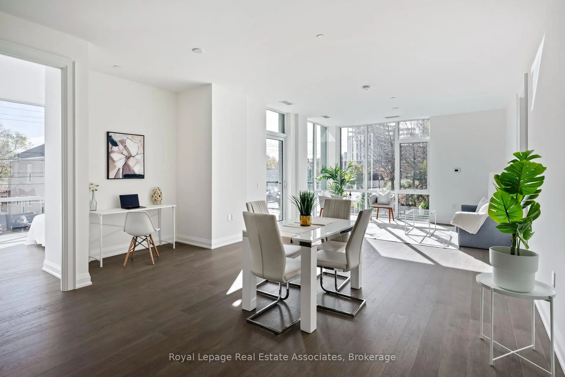 Photo 6 of Unit 209, 42 Mill Street, Halton Hills, Georgetown — HOMEH