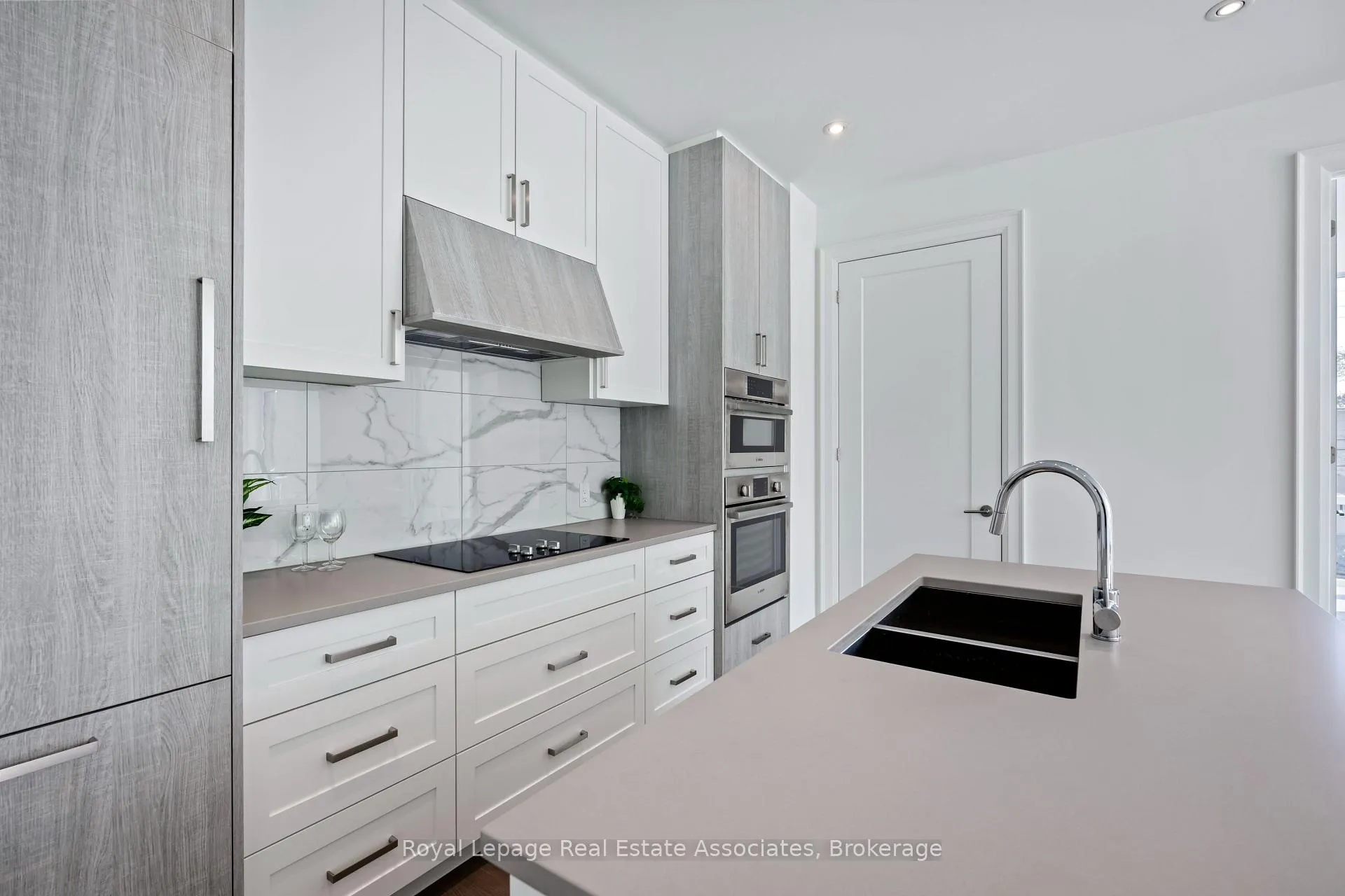 Photo 12 of Unit 209, 42 Mill Street, Halton Hills, Georgetown — HOMEH