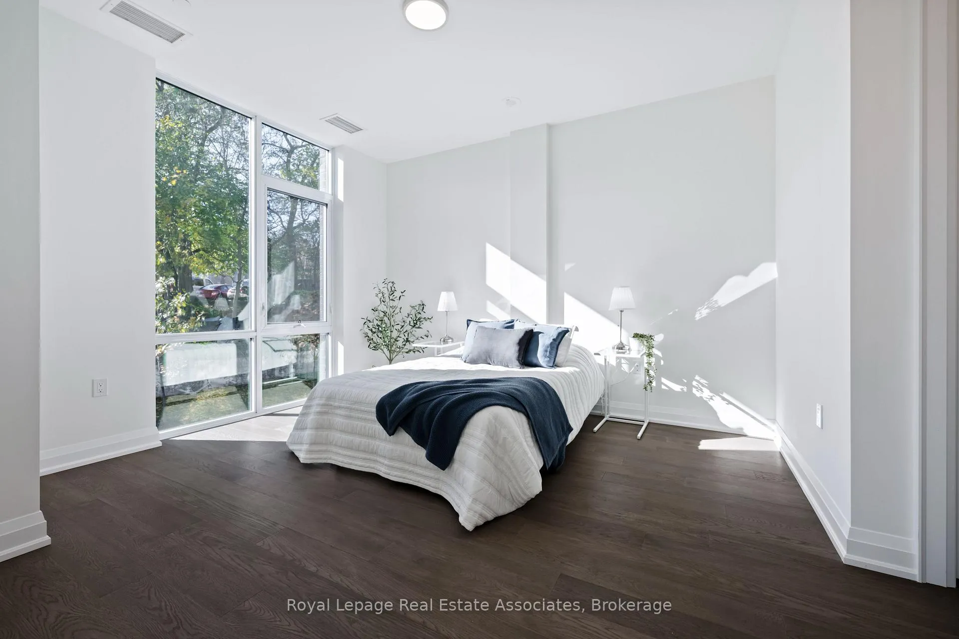 Photo 29 of Unit 209, 42 Mill Street, Halton Hills, Georgetown — HOMEH