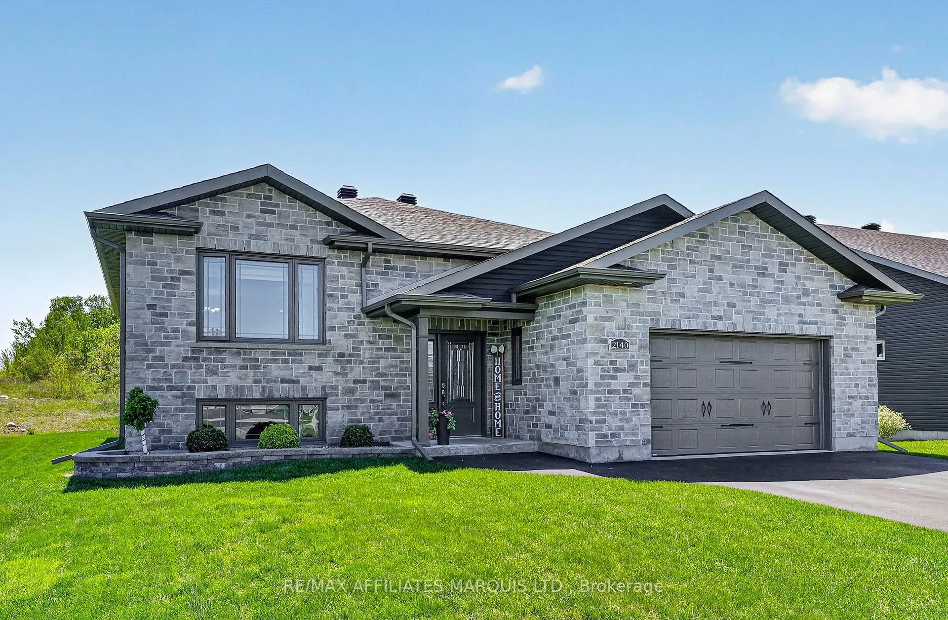 Photo 2 of 2140 Burke Avenue, Cornwall — HOMEH