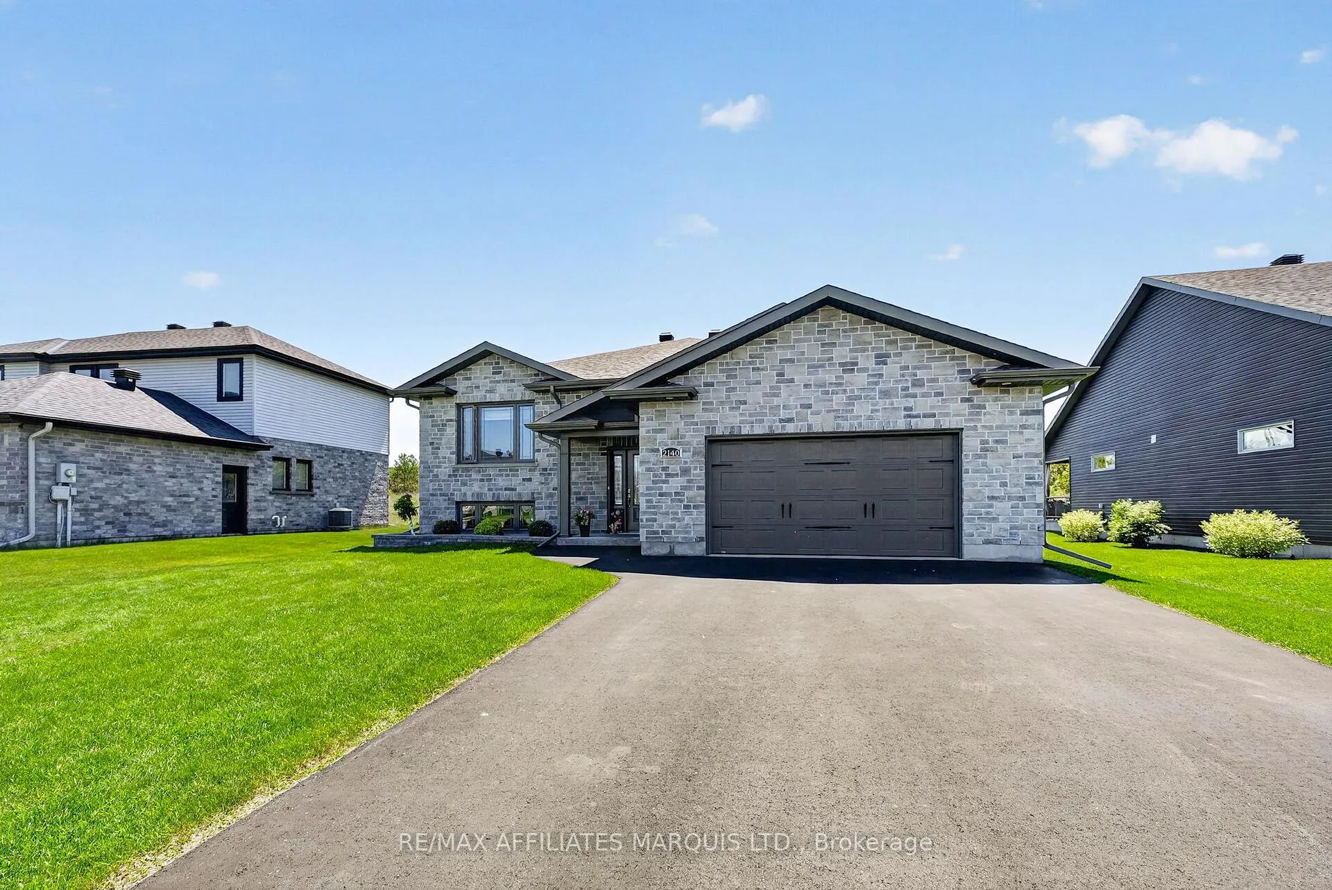 Photo 3 of 2140 Burke Avenue, Cornwall — HOMEH