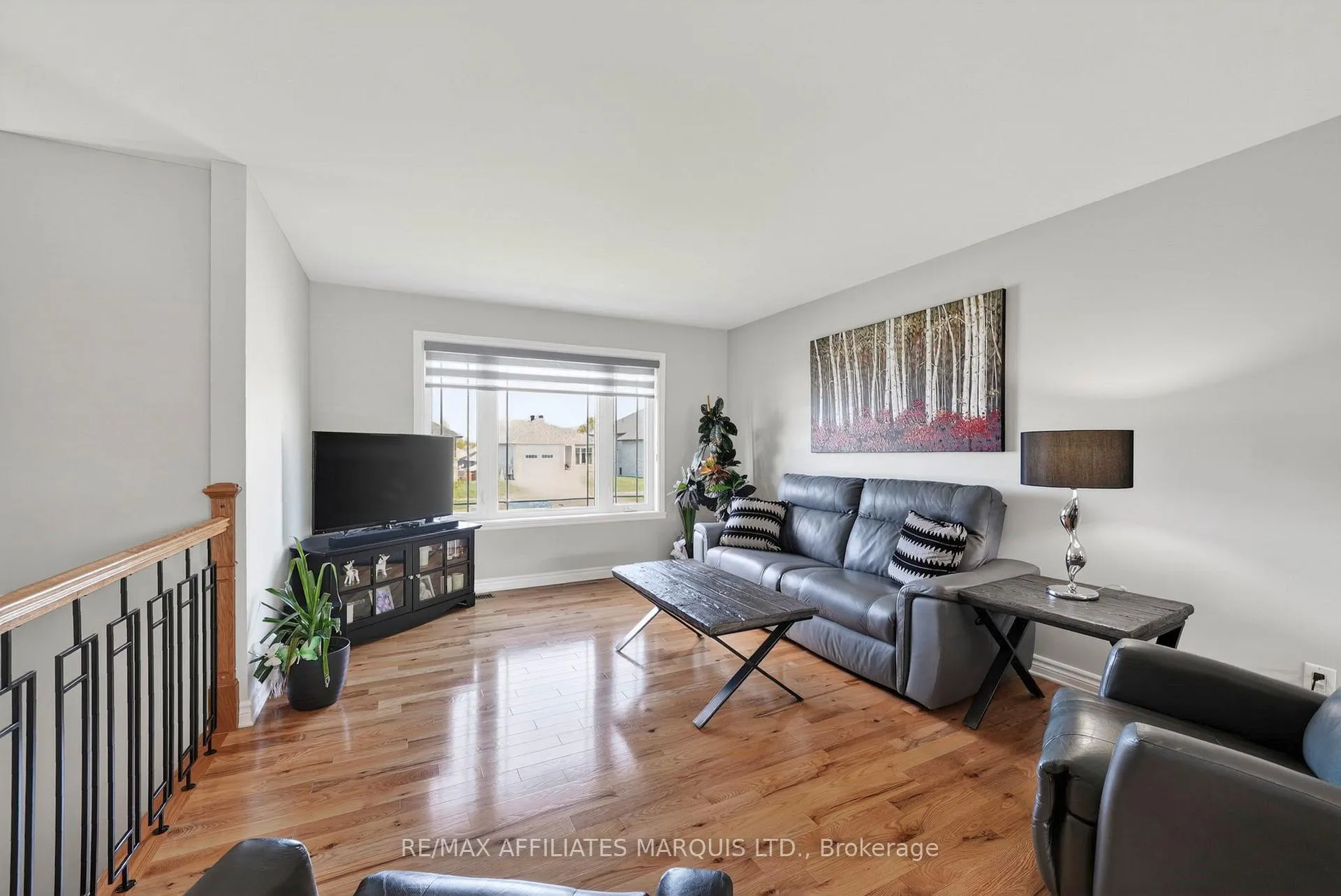 Photo 7 of 2140 Burke Avenue, Cornwall — HOMEH