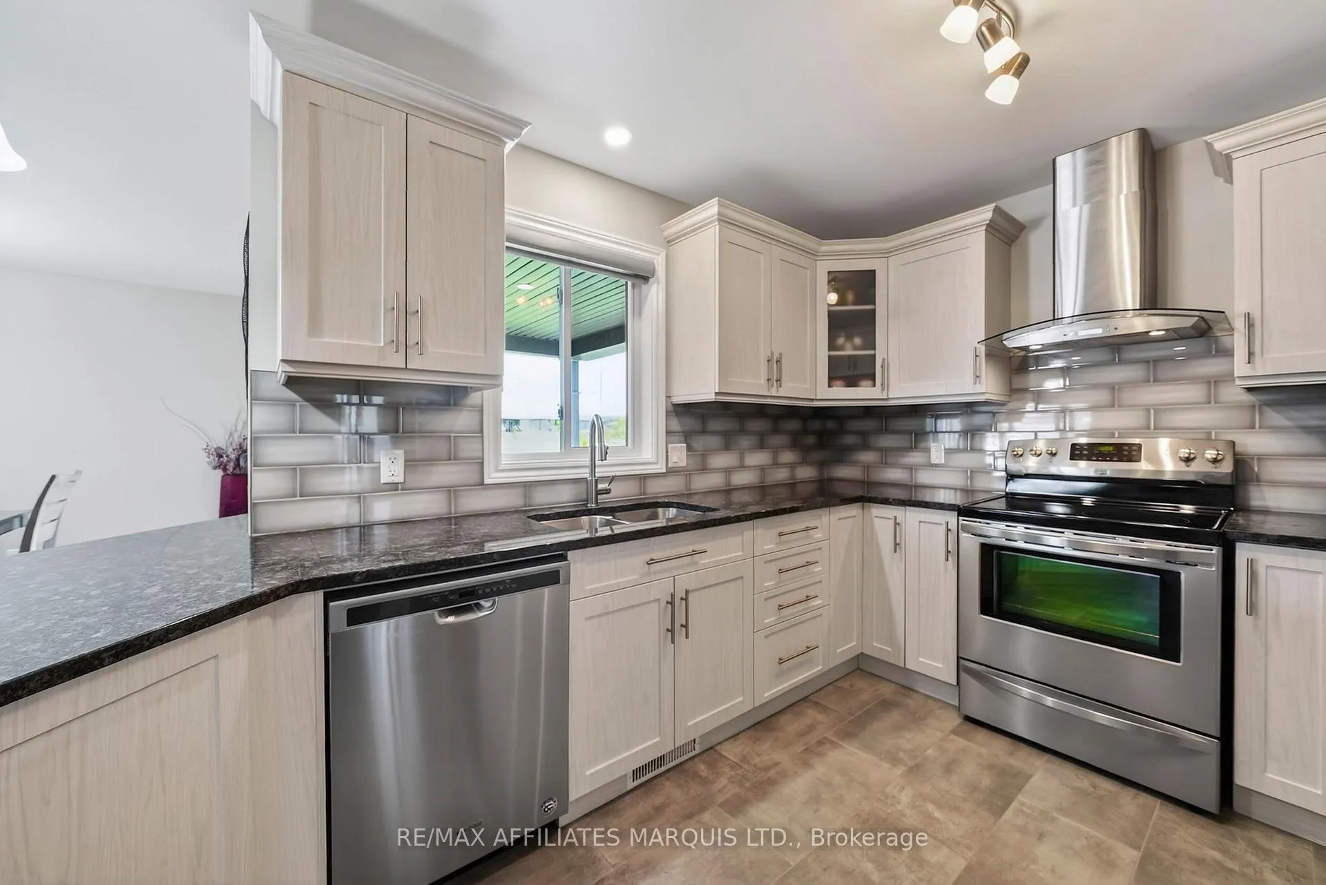 Photo 15 of 2140 Burke Avenue, Cornwall — HOMEH