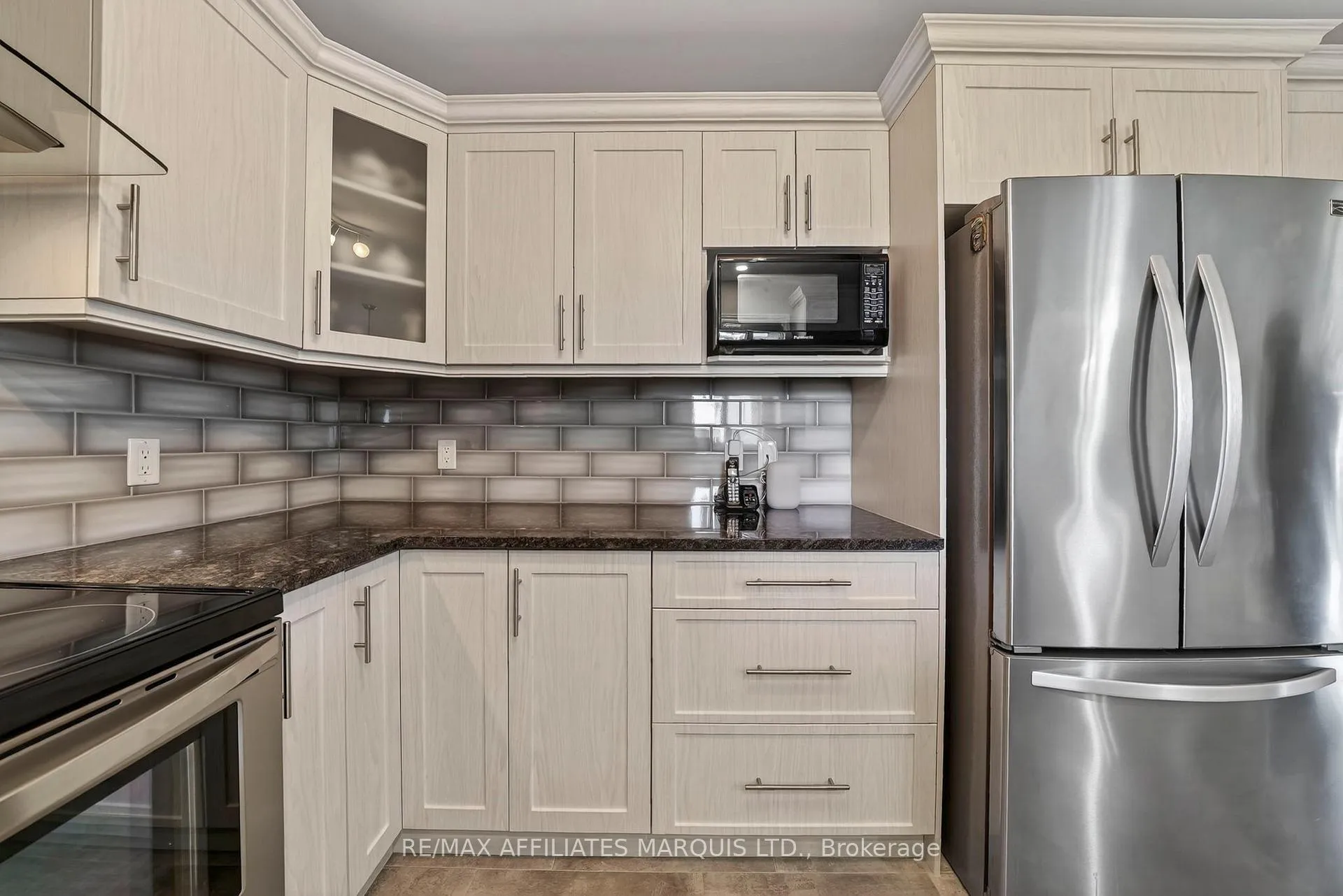 Photo 16 of 2140 Burke Avenue, Cornwall — HOMEH