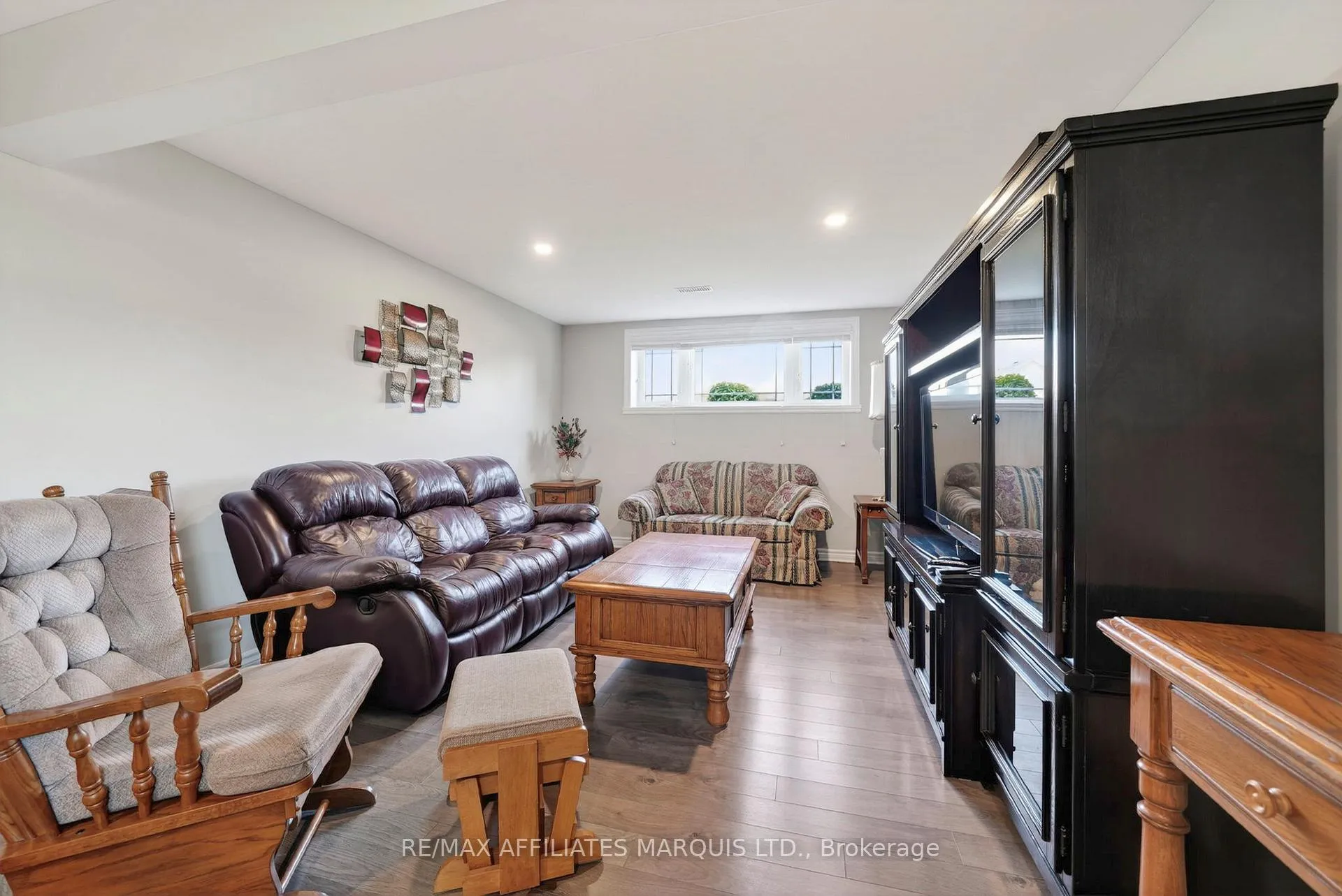 Photo 25 of 2140 Burke Avenue, Cornwall — HOMEH