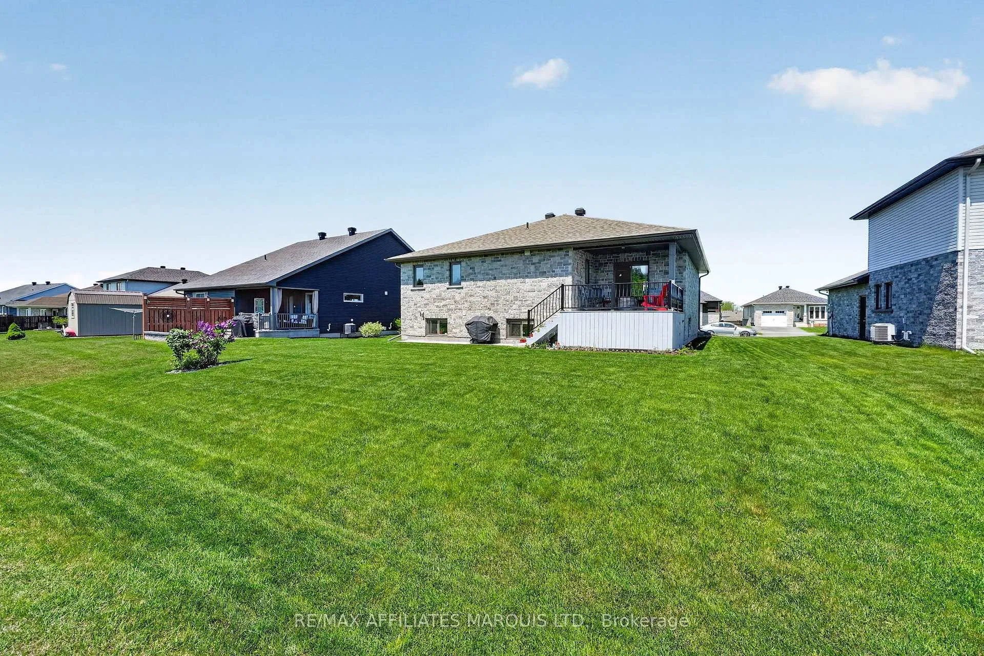 Photo 34 of 2140 Burke Avenue, Cornwall — HOMEH