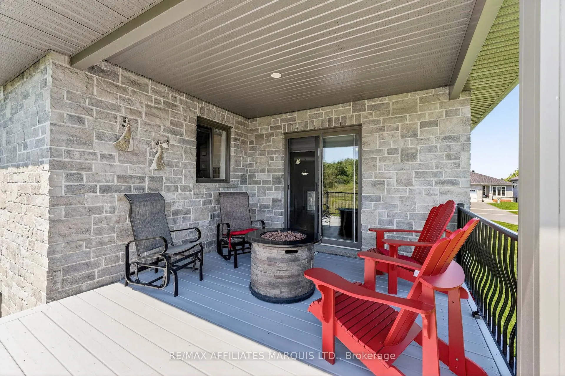 Photo 38 of 2140 Burke Avenue, Cornwall — HOMEH