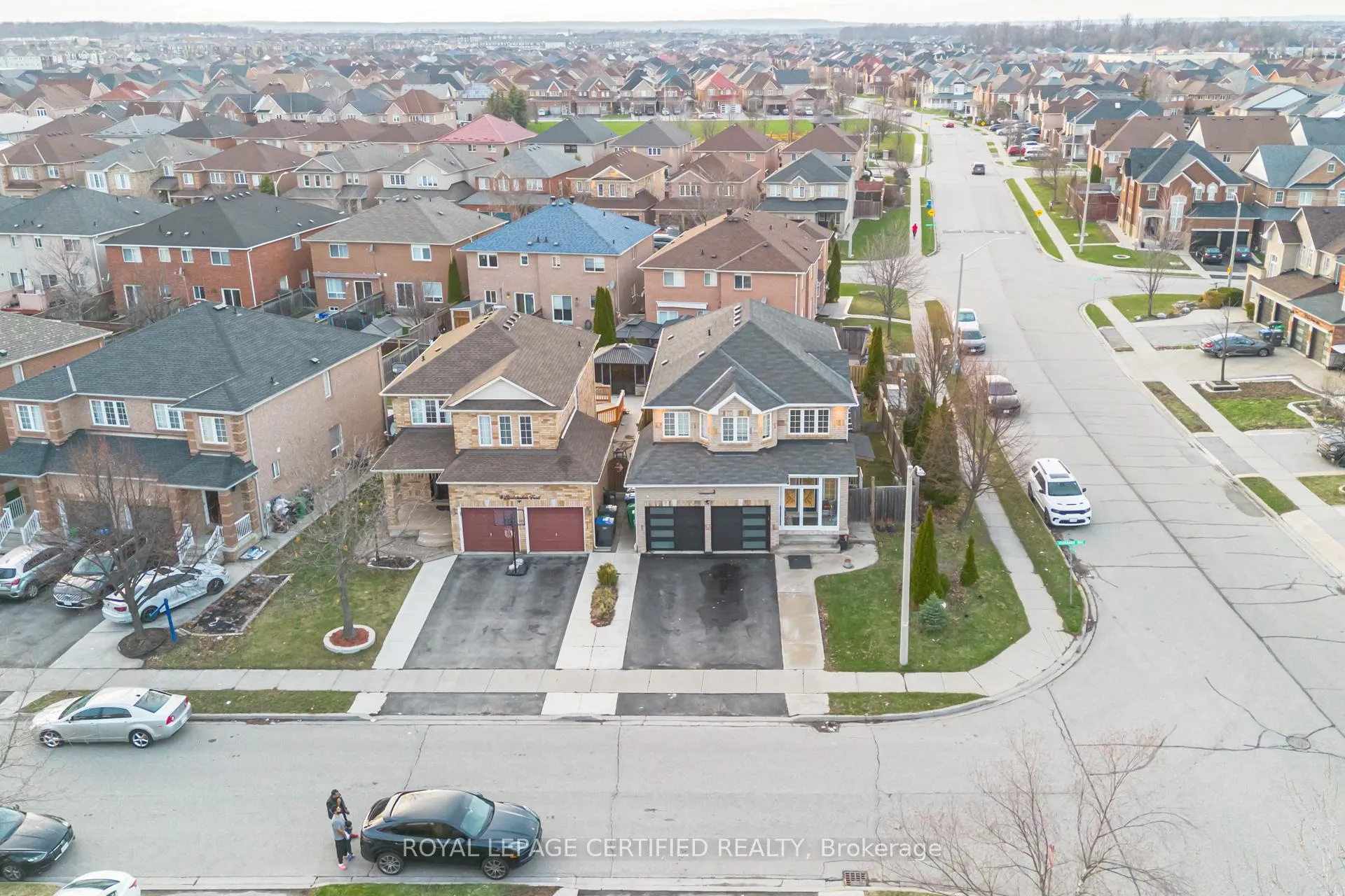 Photo 48 of 2 Studebaker Trail, Brampton, Fletcher's Meadow — HOMEH