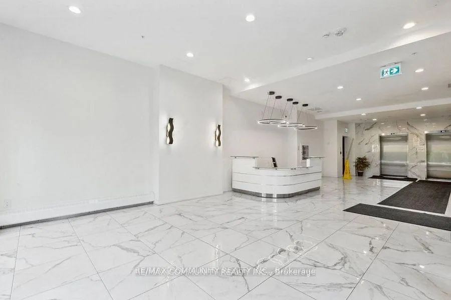 Photo 4 of Unit 905, 128 King Street N, Waterloo — HOMEH