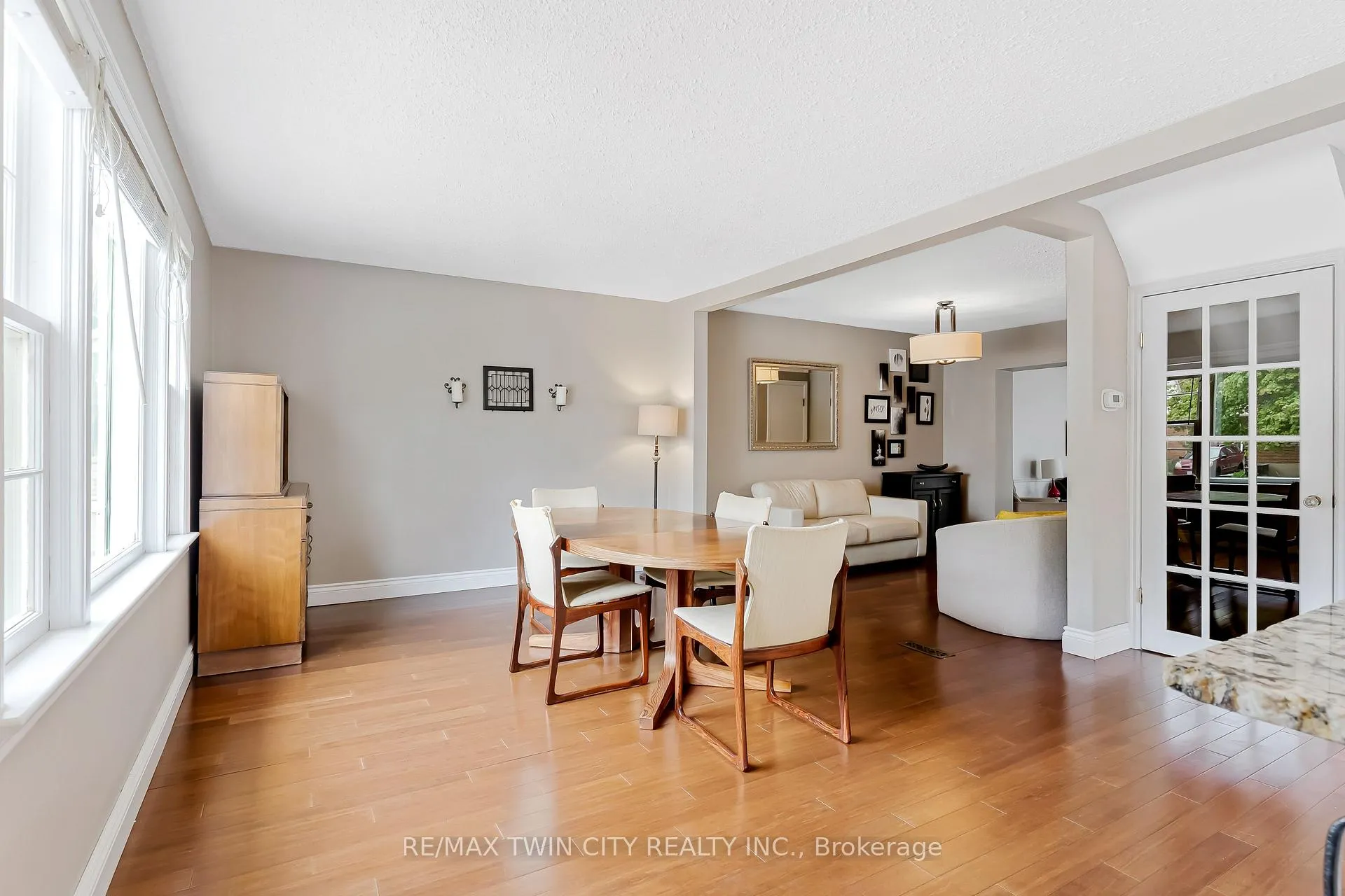 Photo 6 of 187 Neilson Avenue, Waterloo, Uptown Waterloo — HOMEH