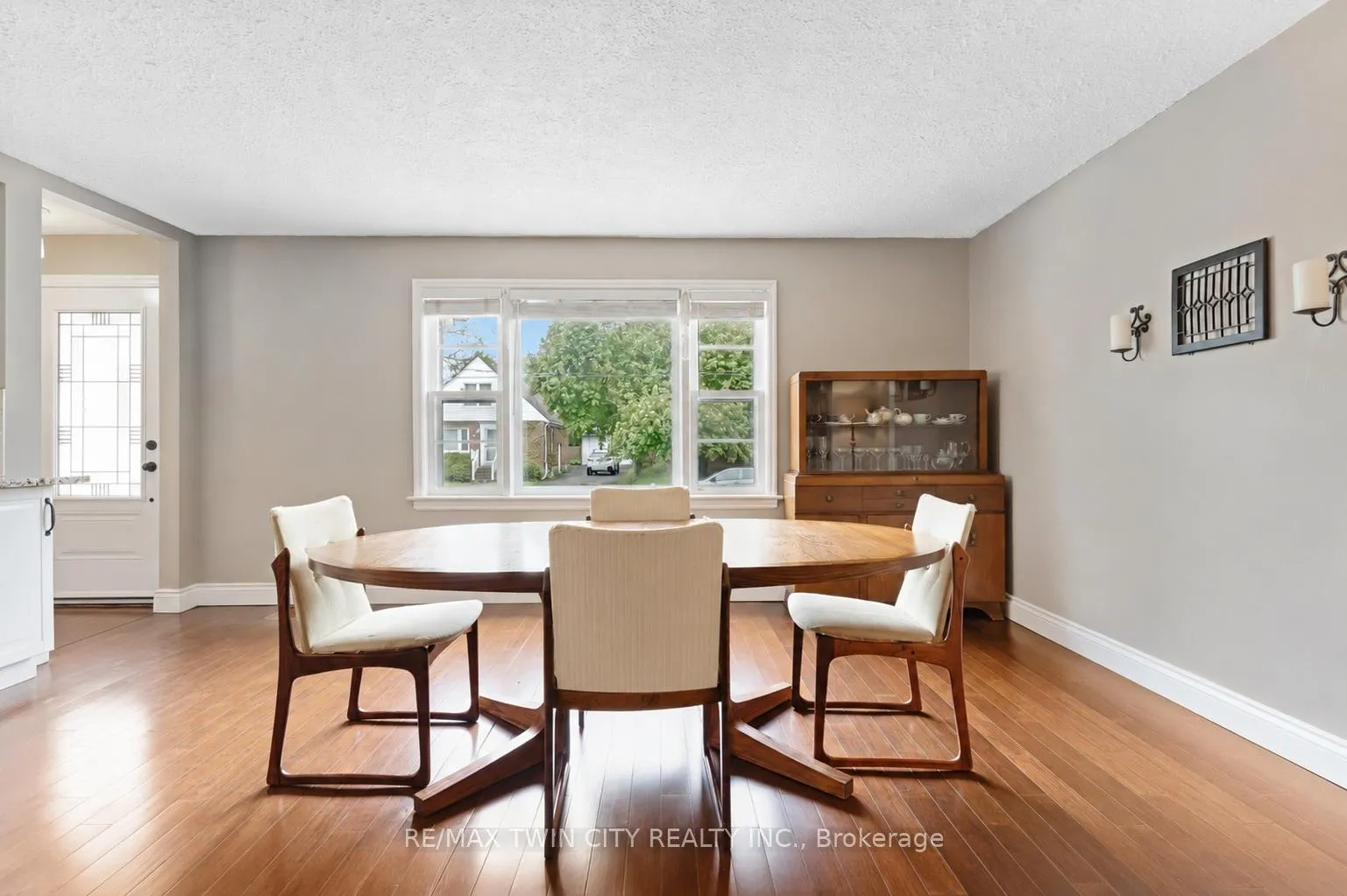 Photo 7 of 187 Neilson Avenue, Waterloo, Uptown Waterloo — HOMEH