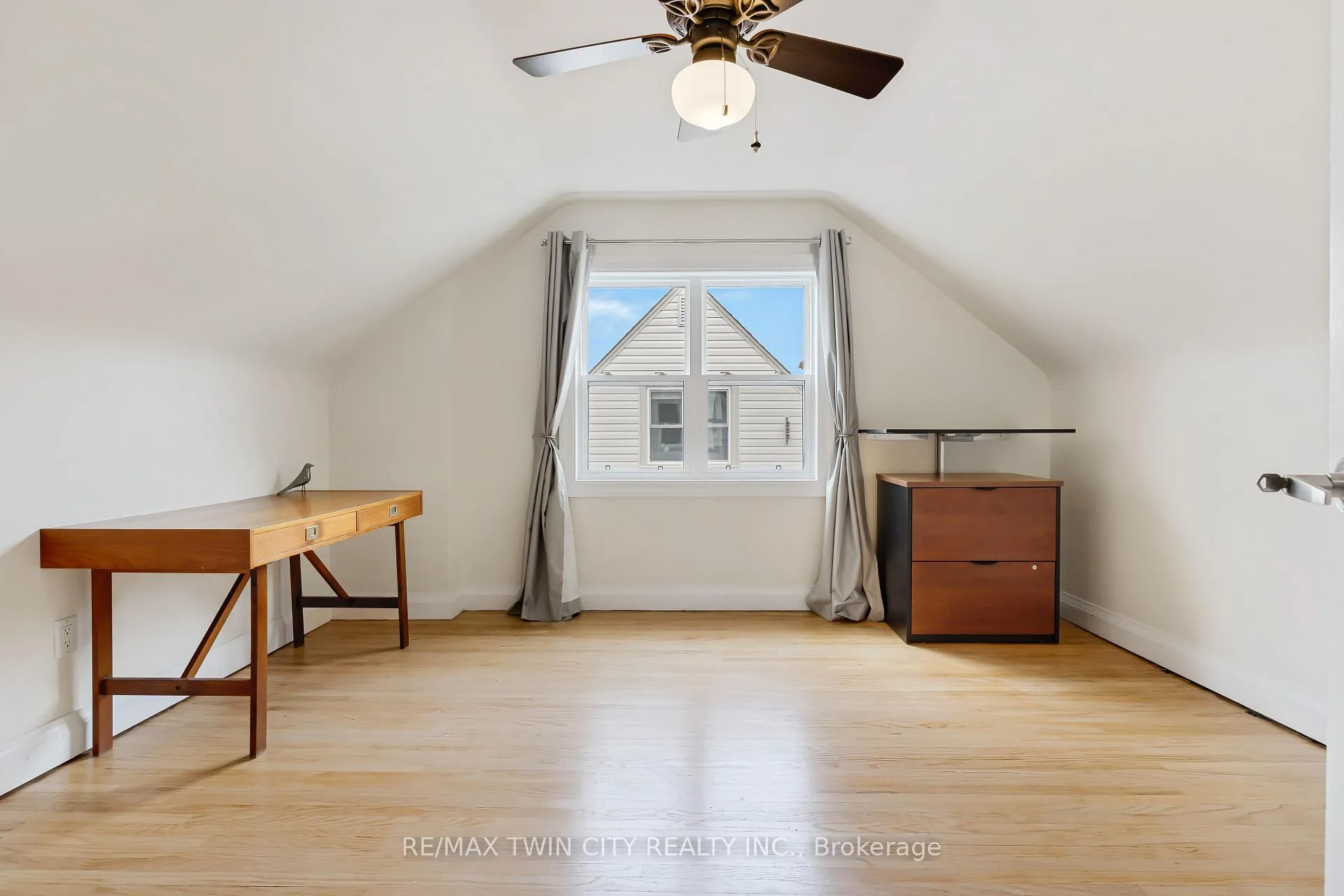 Photo 26 of 187 Neilson Avenue, Waterloo, Uptown Waterloo — HOMEH