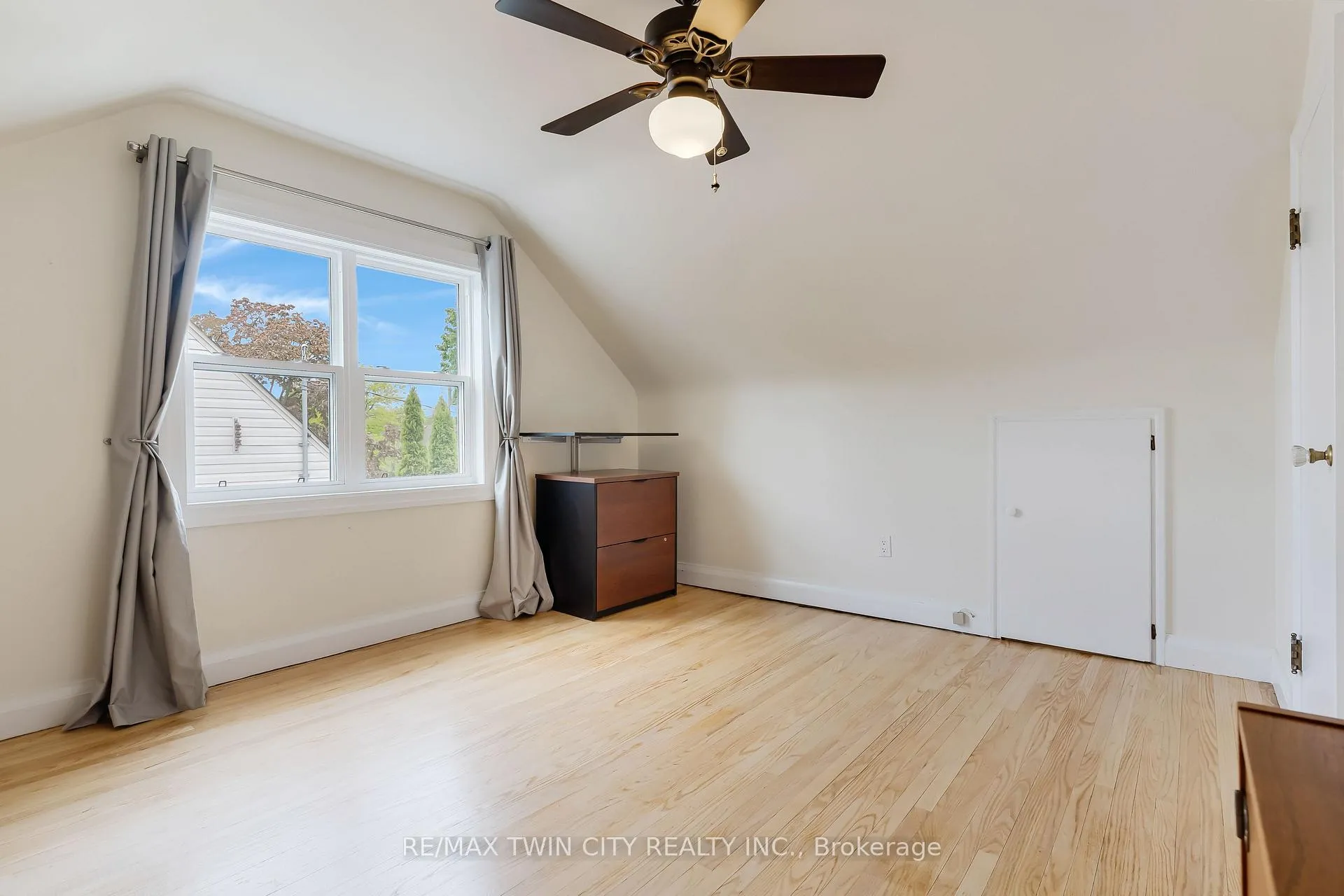 Photo 28 of 187 Neilson Avenue, Waterloo, Uptown Waterloo — HOMEH