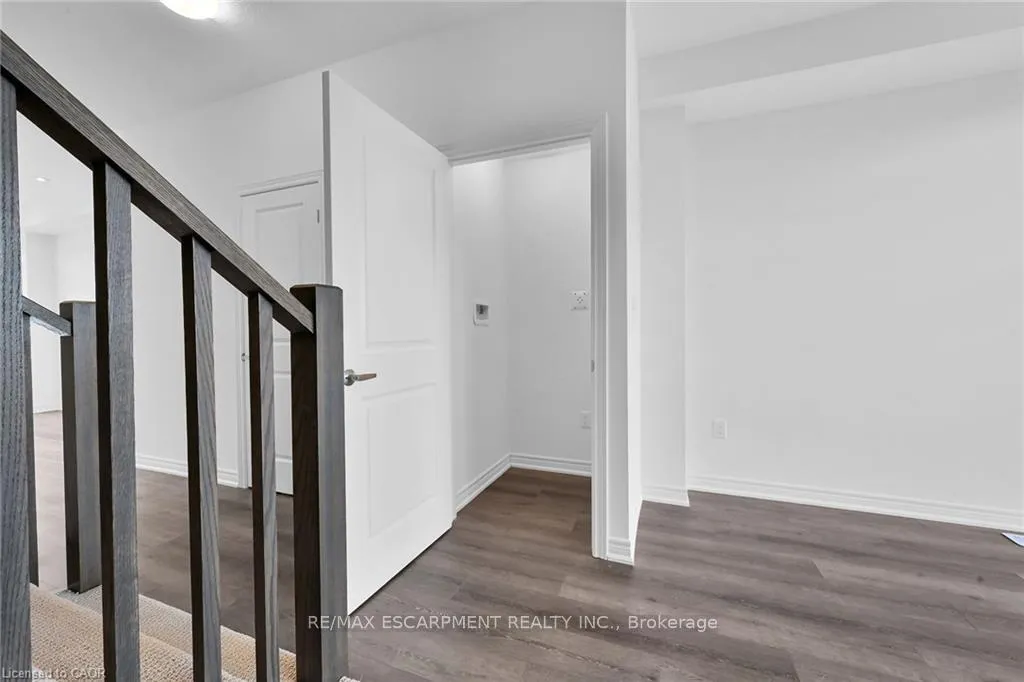Photo 17 of Unit 35, 120 Court Drive, Brant, Paris — HOMEH
