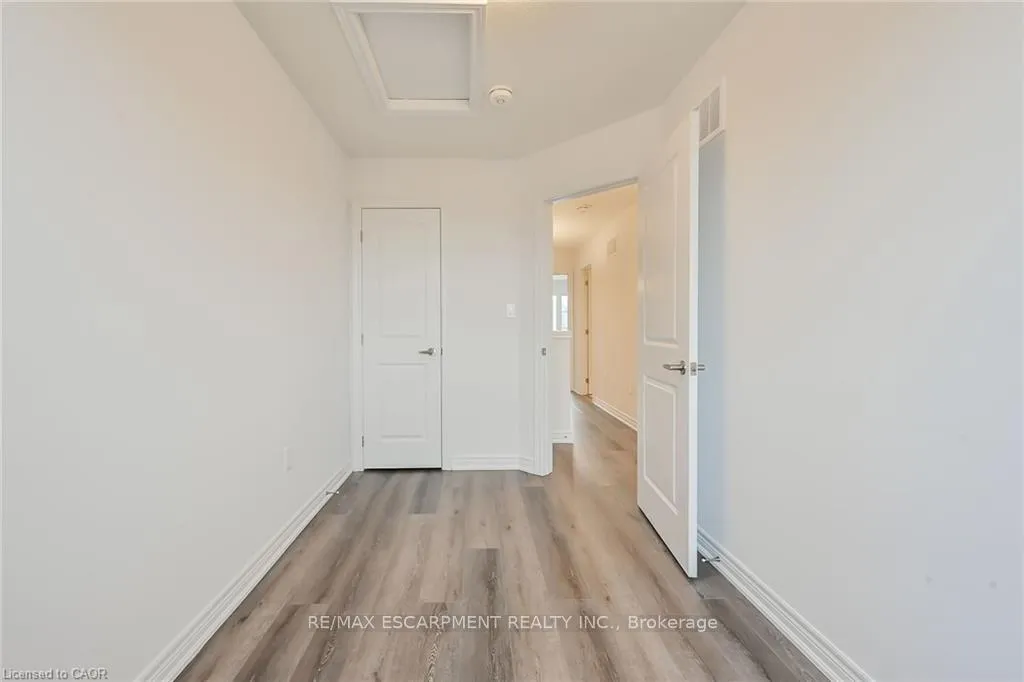 Photo 36 of Unit 35, 120 Court Drive, Brant, Paris — HOMEH