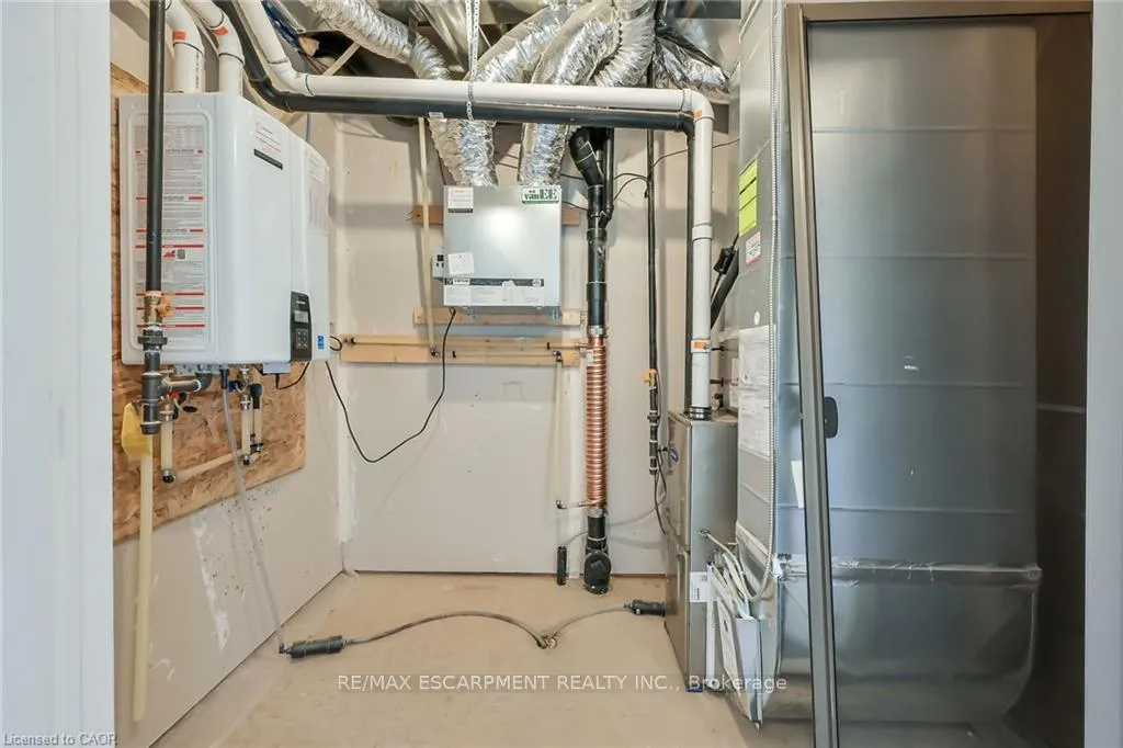 Photo 38 of Unit 35, 120 Court Drive, Brant, Paris — HOMEH