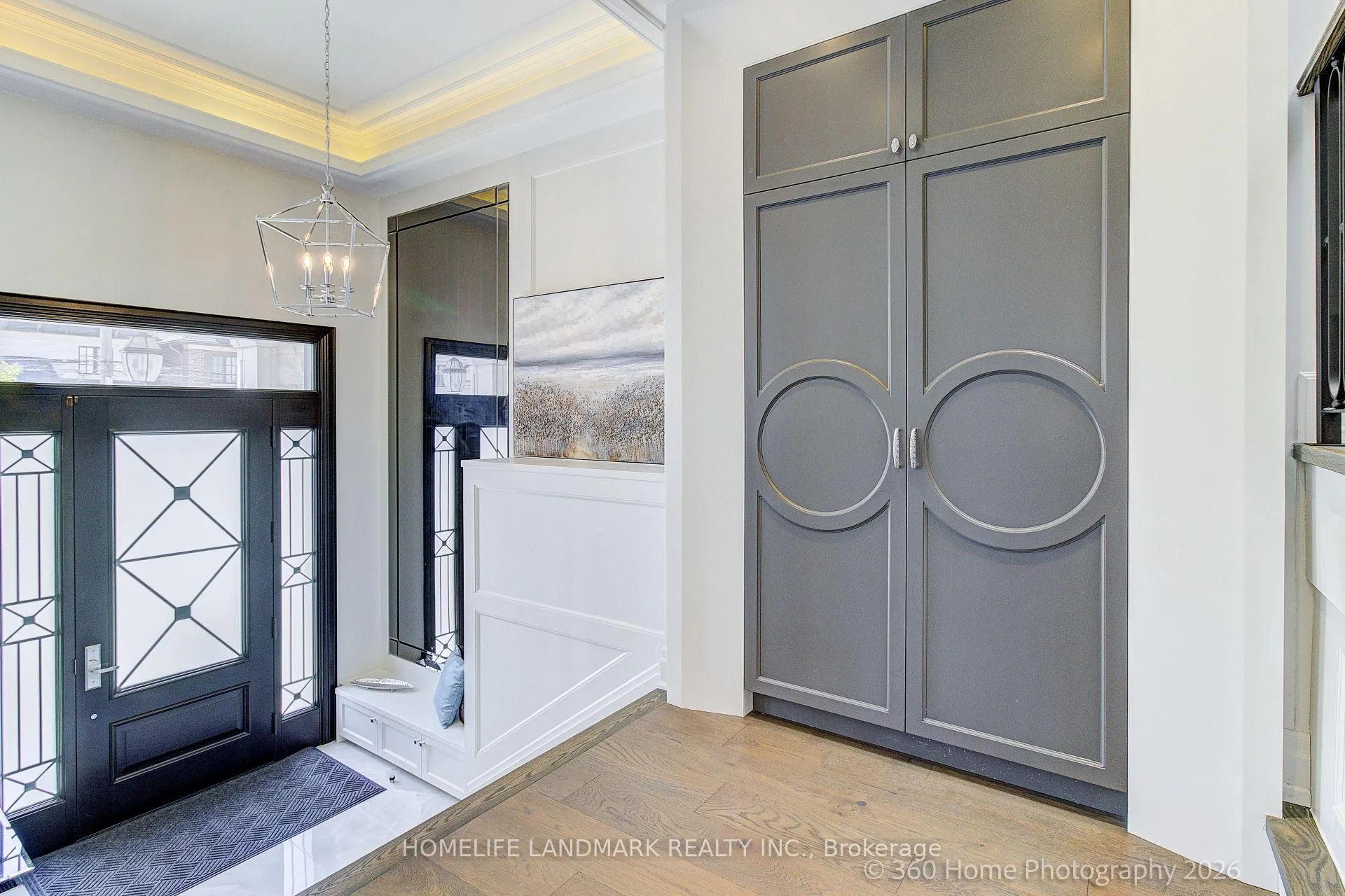 Photo 2 of 176 Caribou Road, Toronto, Bedford Park-Nortown — HOMEH