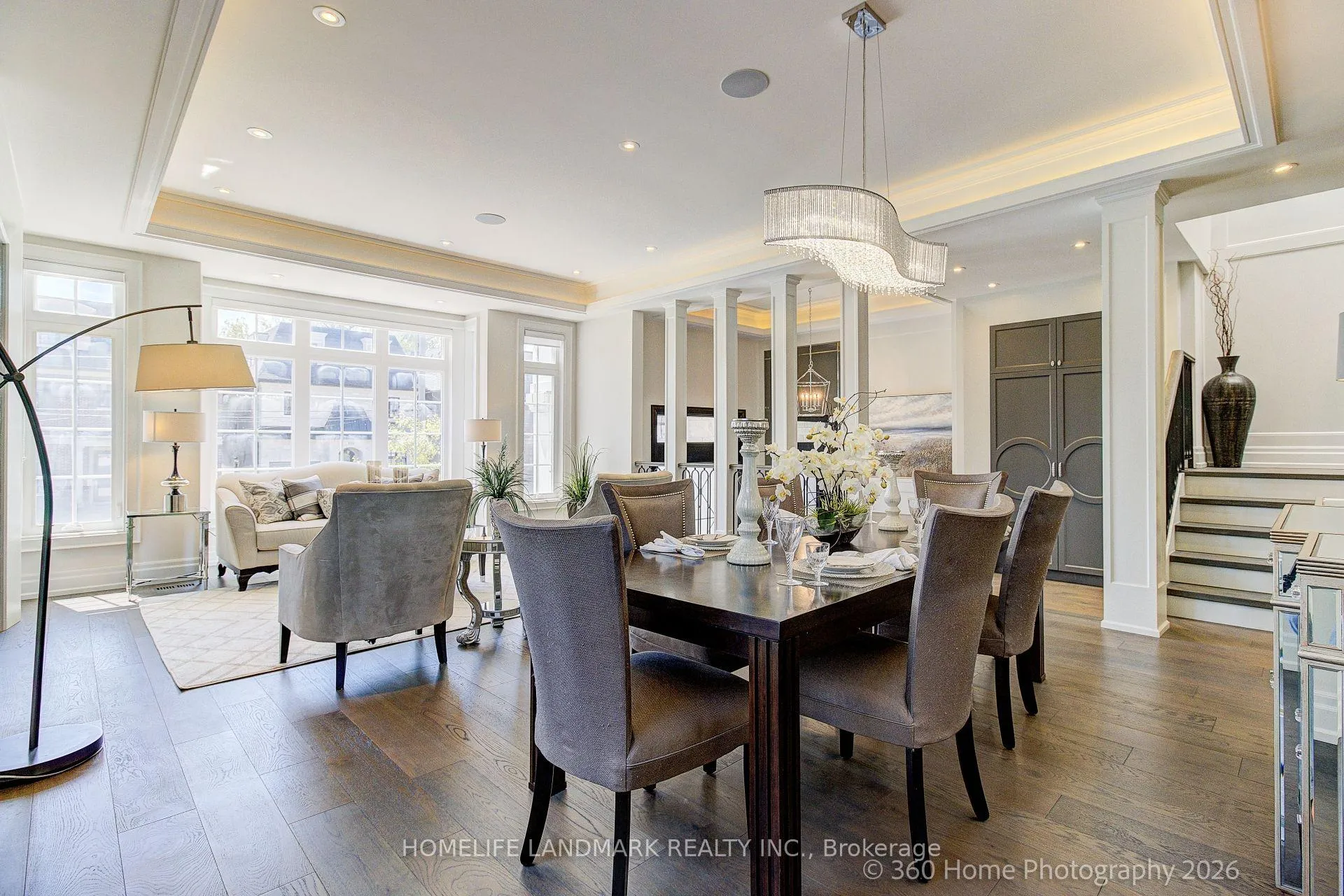 Photo 4 of 176 Caribou Road, Toronto, Bedford Park-Nortown — HOMEH