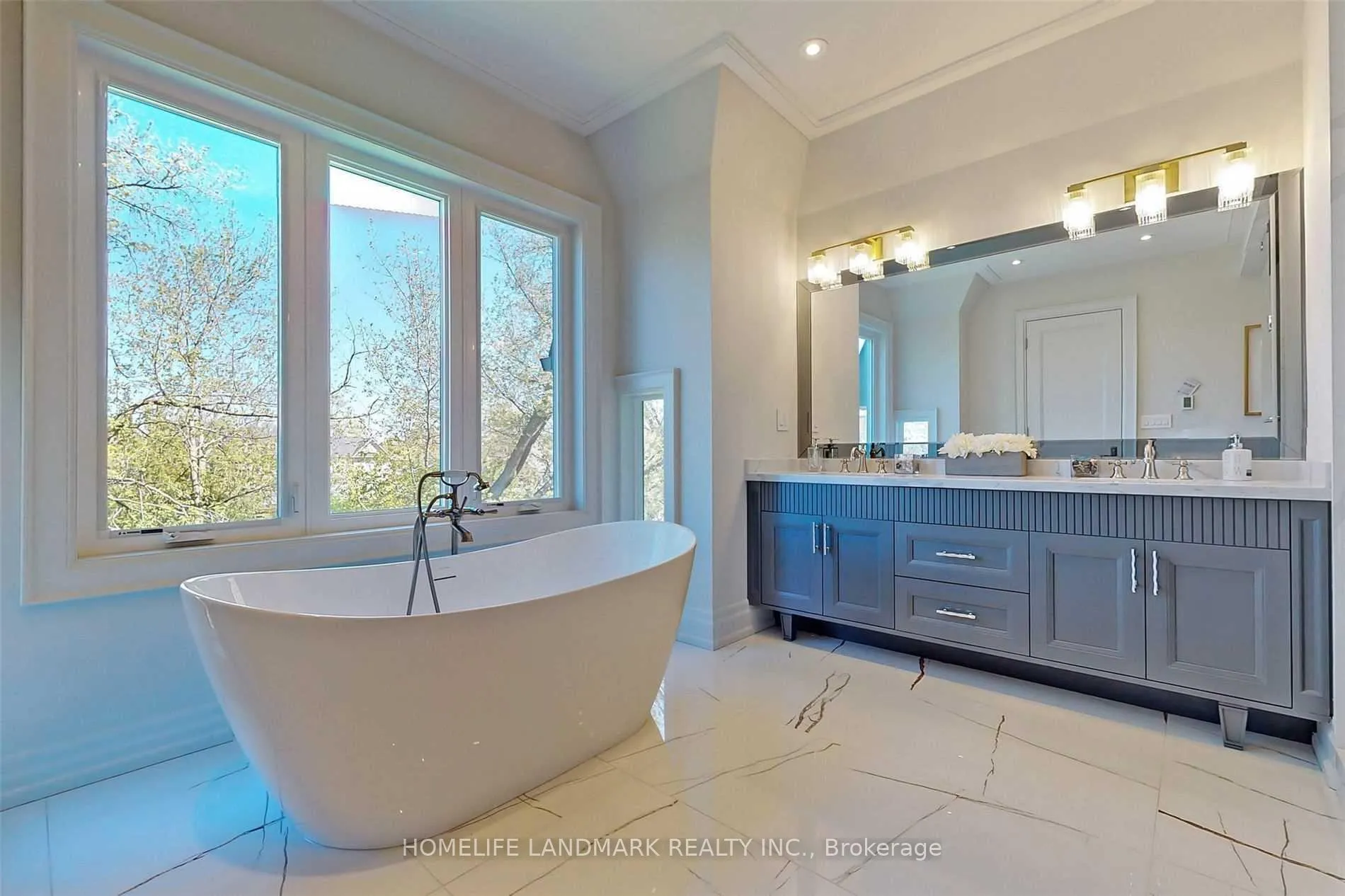 Photo 27 of 176 Caribou Road, Toronto, Bedford Park-Nortown — HOMEH