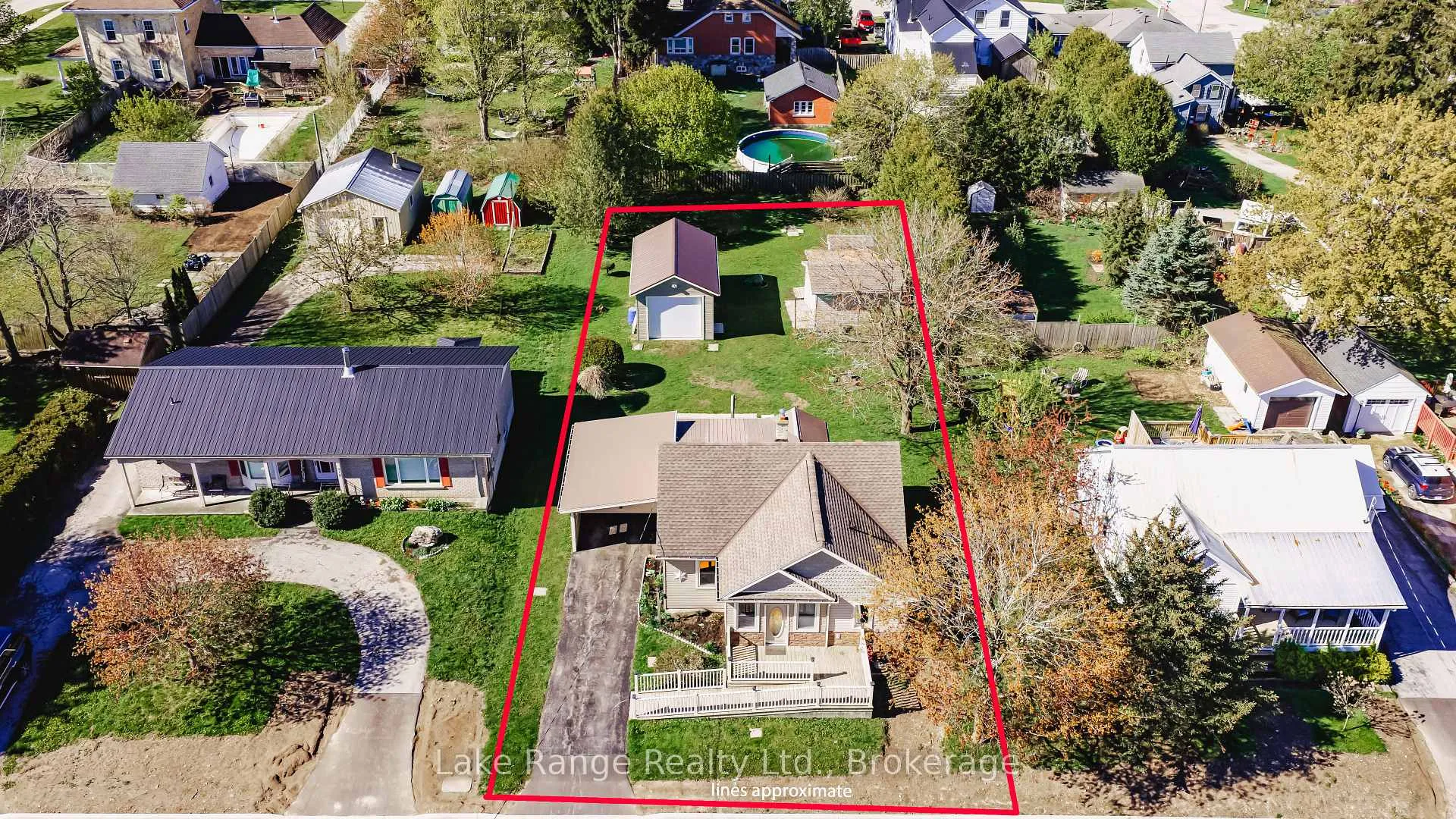 Photo 18 of 524 Gough Street, Huron-Kinloss, Lucknow — HOMEH