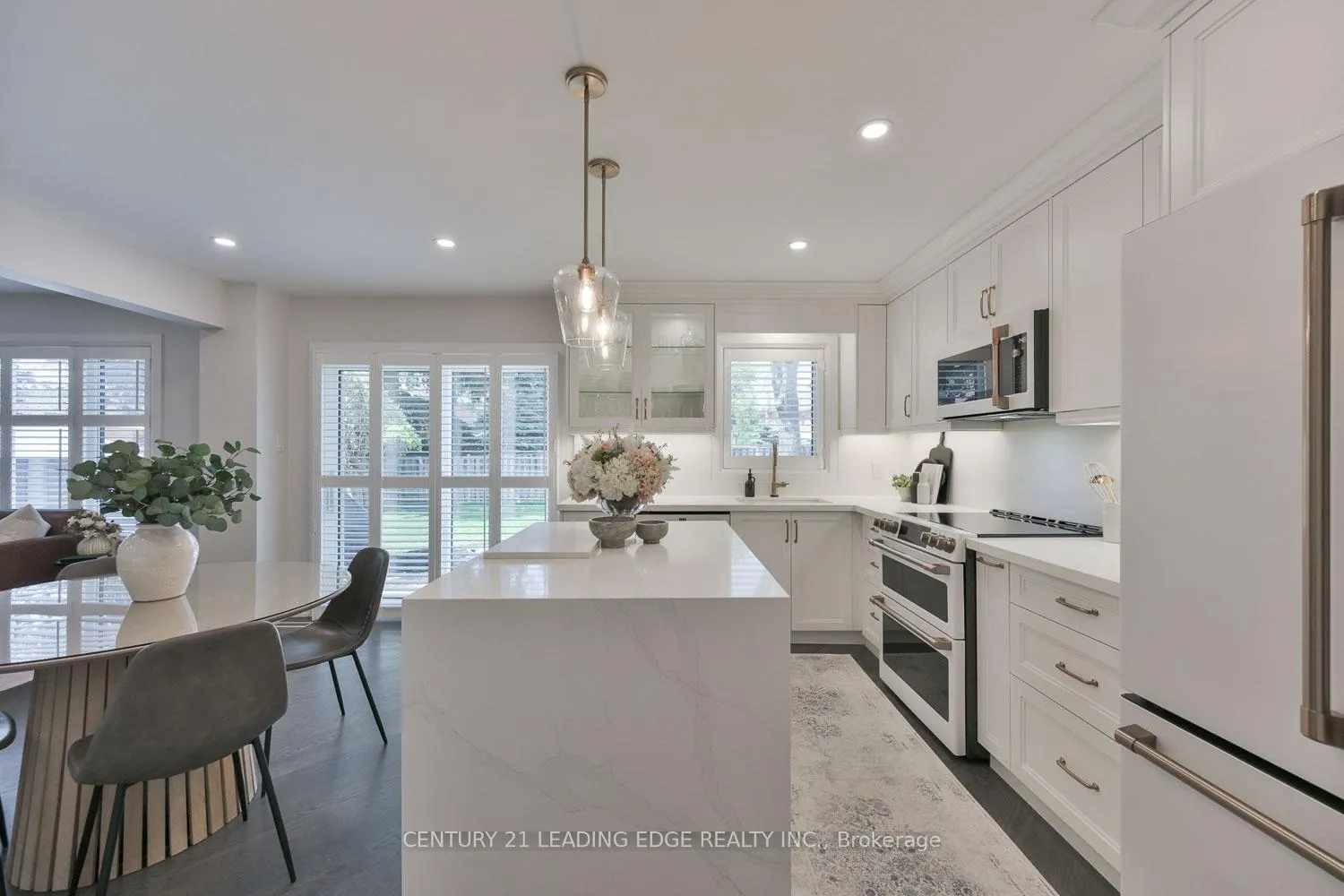 Photo 13 of 6 Dalecroft Circle, Markham, Unionville — HOMEH