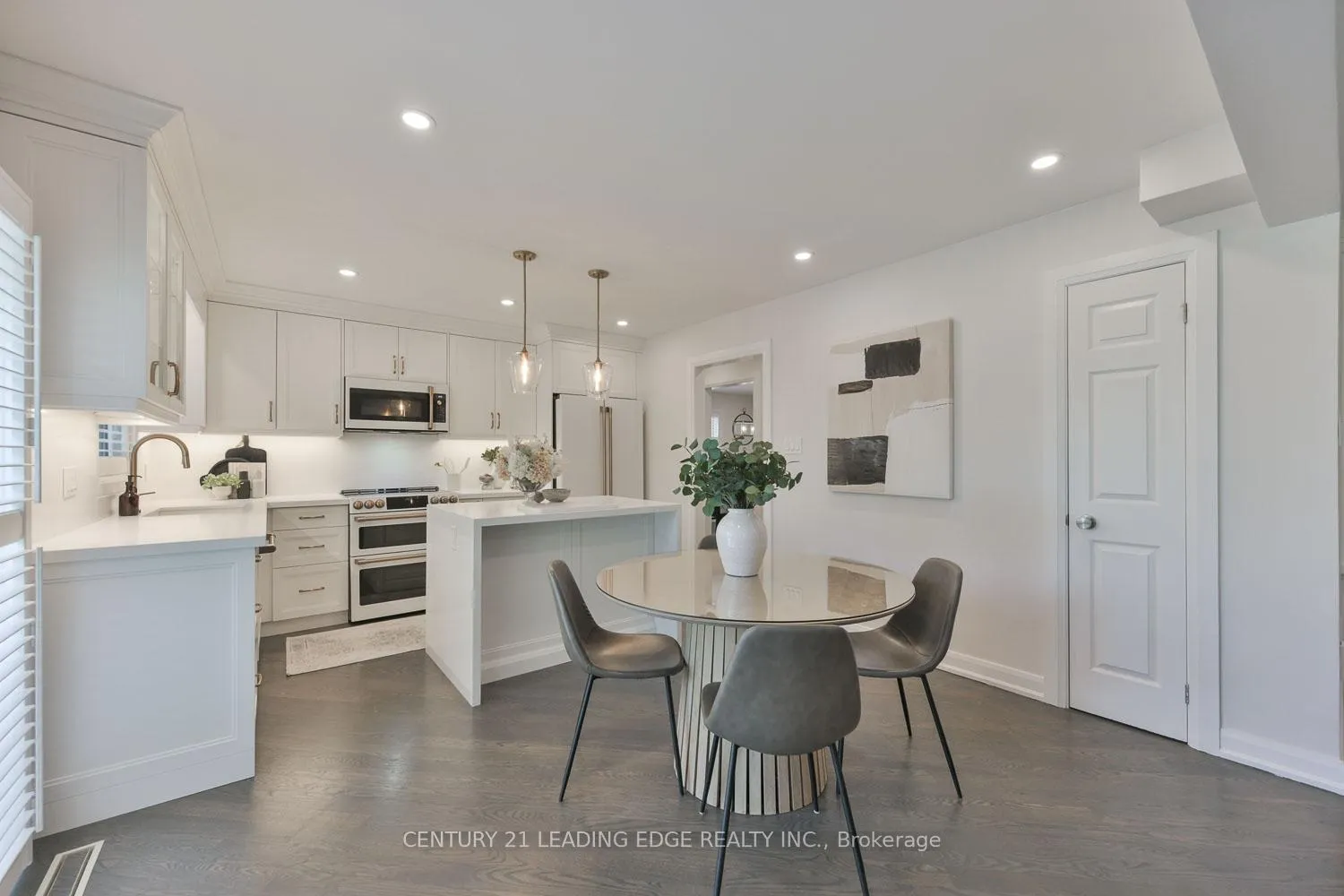 Photo 18 of 6 Dalecroft Circle, Markham, Unionville — HOMEH