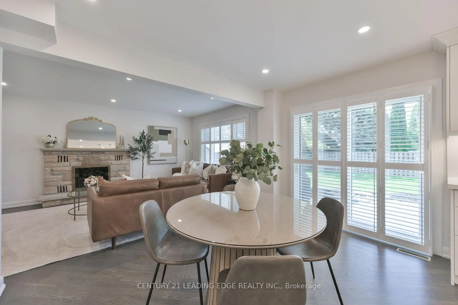 Photo 19 of 6 Dalecroft Circle, Markham, Unionville — HOMEH