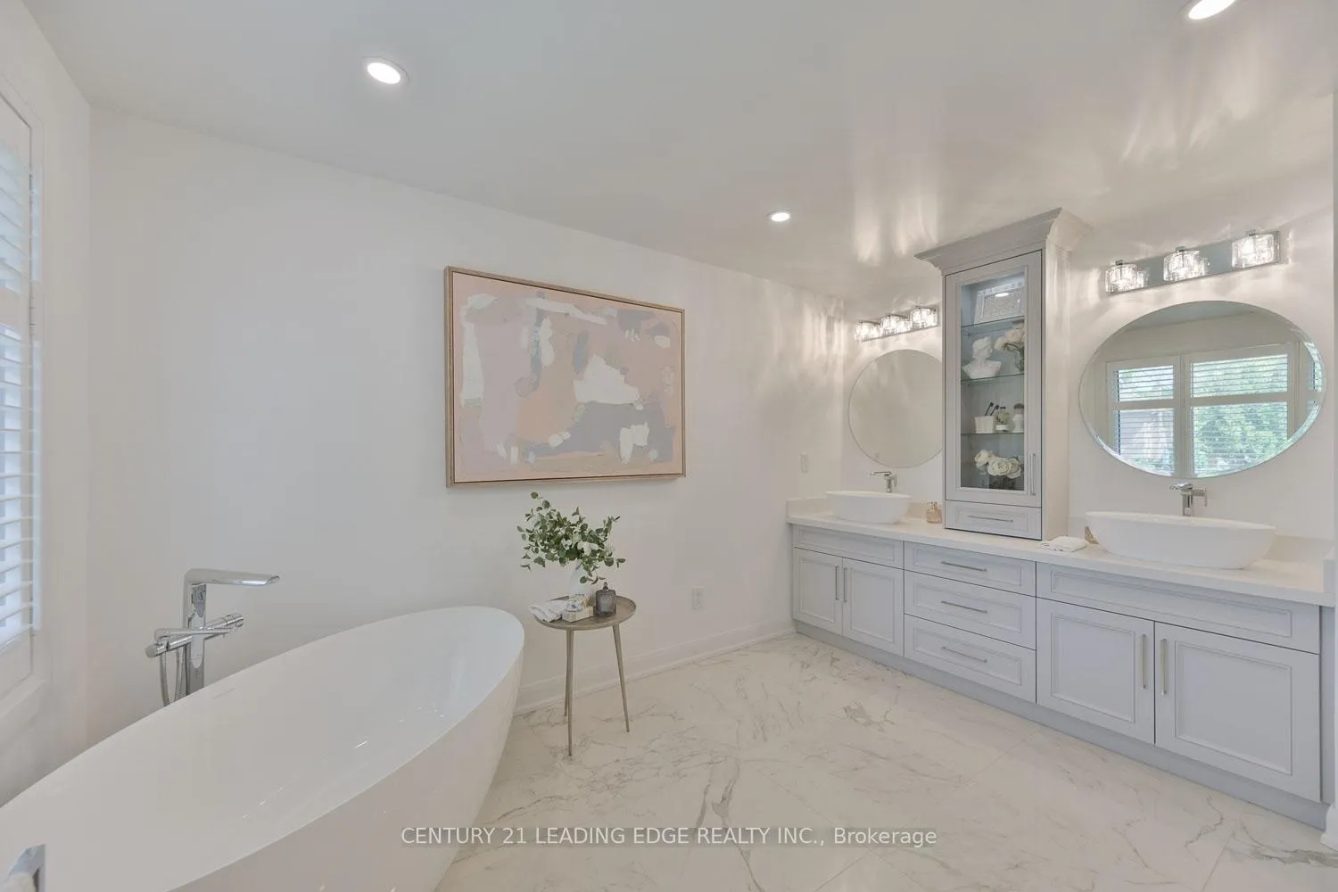 Photo 35 of 6 Dalecroft Circle, Markham, Unionville — HOMEH