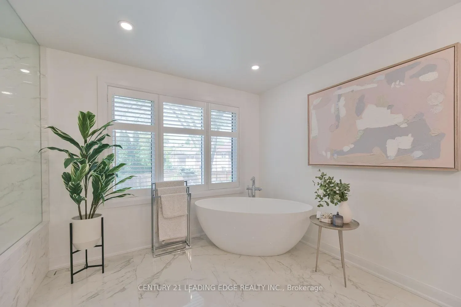 Photo 36 of 6 Dalecroft Circle, Markham, Unionville — HOMEH