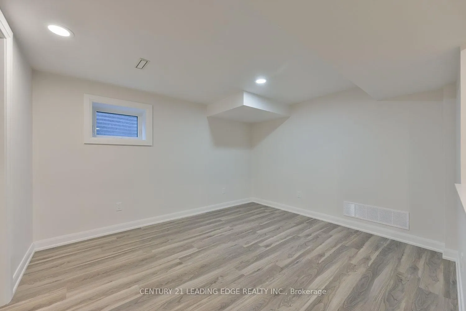 Photo 44 of 6 Dalecroft Circle, Markham, Unionville — HOMEH